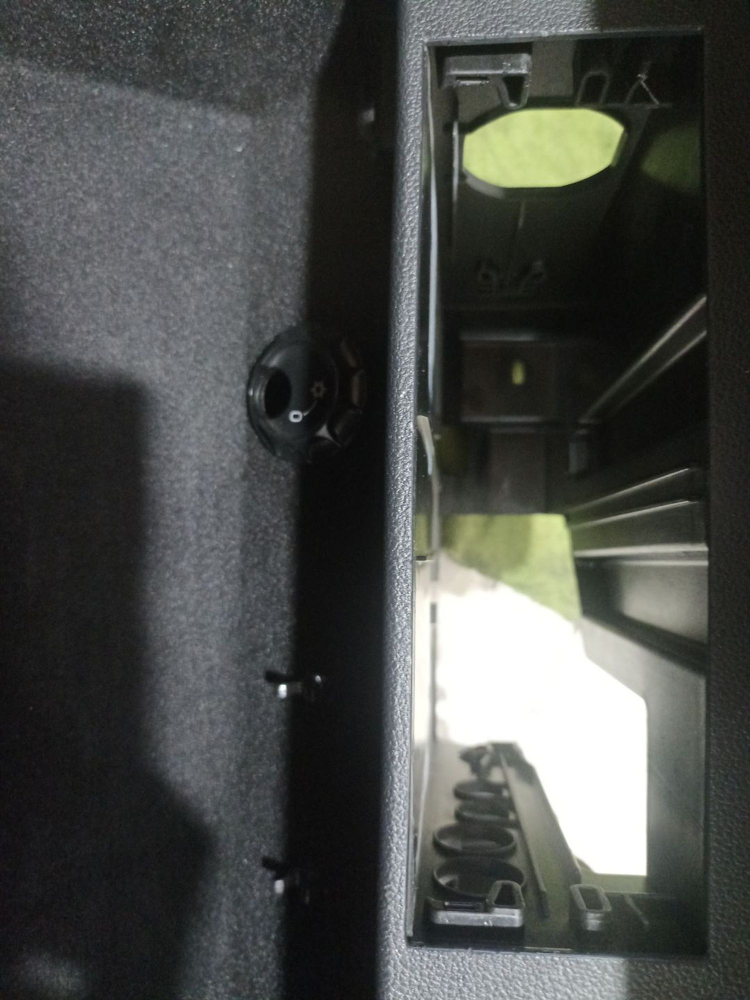 https://ycs.partsauto.market/partsauto-images/thmbs/userImages/0d5a73f363ec19ea8b7d8d6483ce4211/part/70a183b8-3190-49b0-9dcd-e1d9ce33f95b_1784210350187.jpg