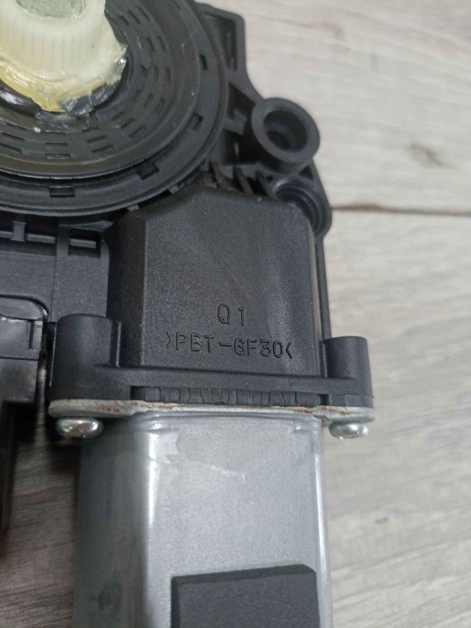 https://ycs.partsauto.market/partsauto-images/thmbs/userImages/0d5a73f363ec19ea8b7d8d6483ce4211/part/72700da5-72ff-4324-b3d4-8e3db097e4de_1783510755090.jpg