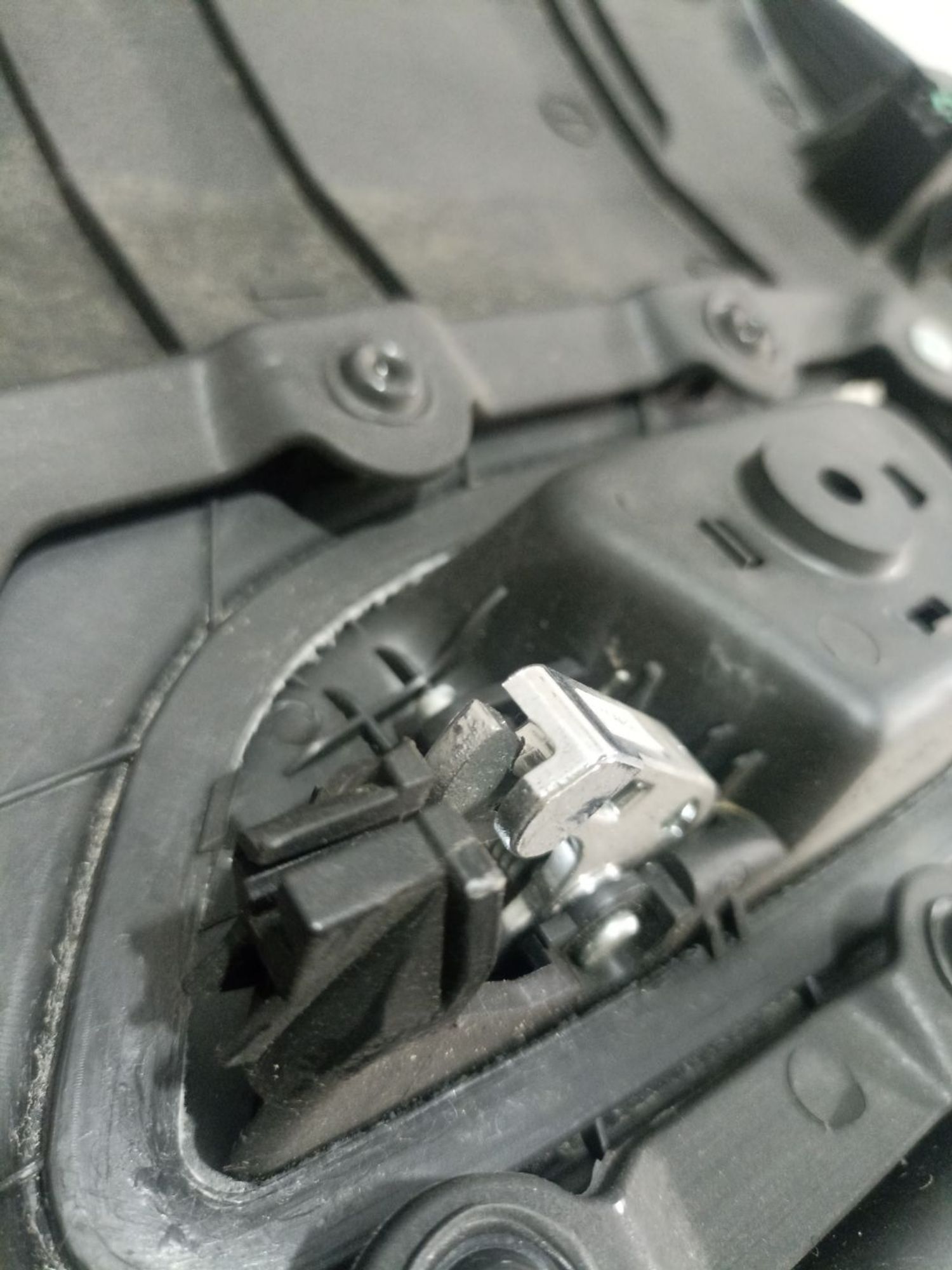 https://ycs.partsauto.market/partsauto-images/thmbs/userImages/0d5a73f363ec19ea8b7d8d6483ce4211/part/7271c7dd-536c-4a23-bc6a-e7936089df7b_1784801904382.jpg