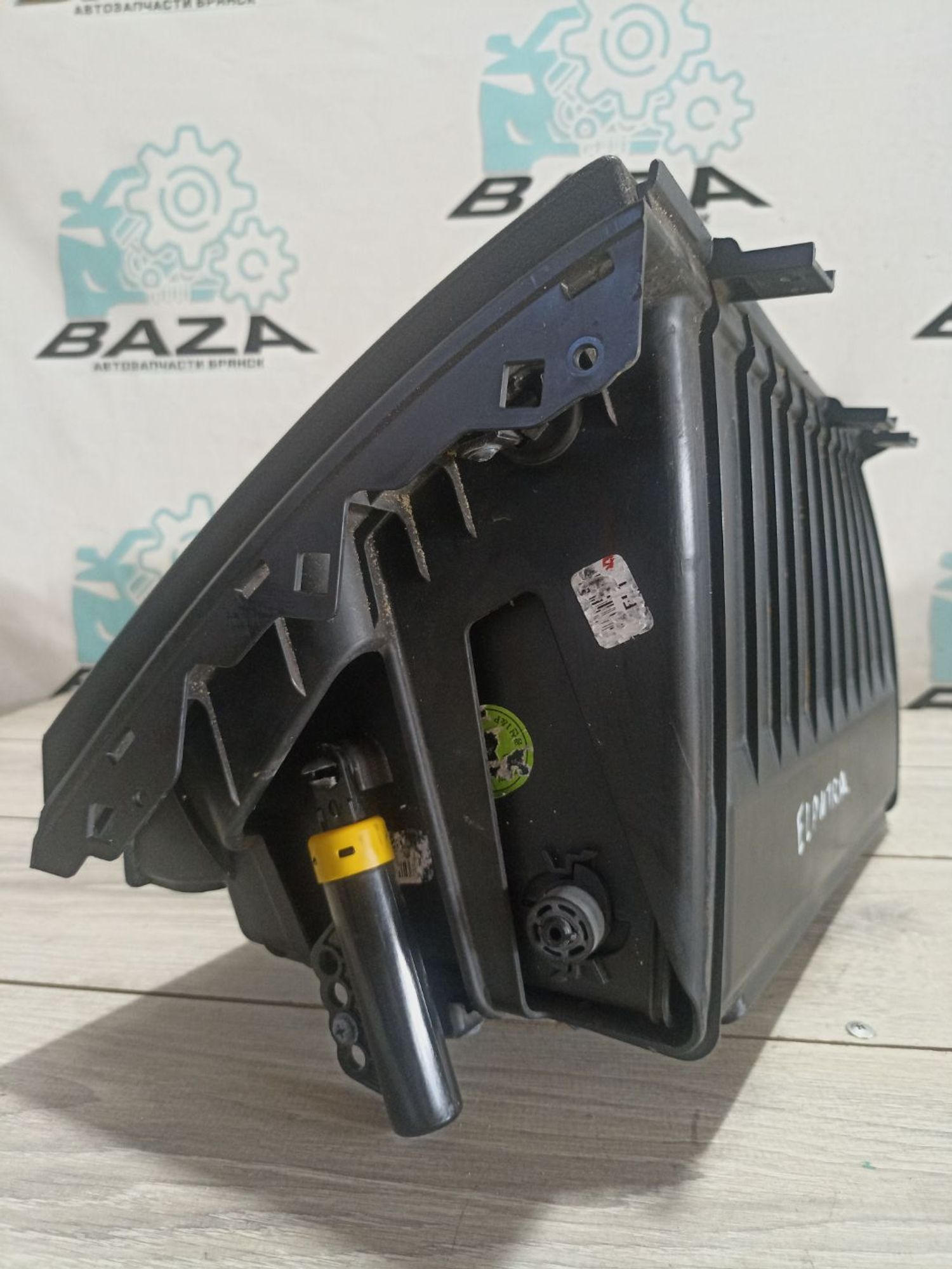 https://ycs.partsauto.market/partsauto-images/thmbs/userImages/0d5a73f363ec19ea8b7d8d6483ce4211/part/73b620f7-ba63-4ca4-a795-132e28ce2a41_1784299486173.jpg