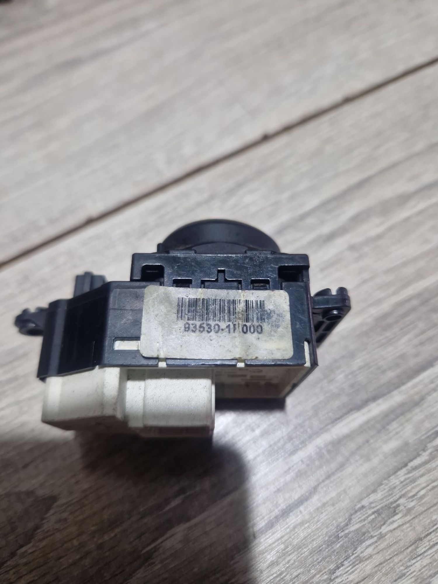 https://ycs.partsauto.market/partsauto-images/thmbs/userImages/0d5a73f363ec19ea8b7d8d6483ce4211/part/74316c0c-15d5-42ee-9c0f-f0b97cfaec05_1787311892149.jpg