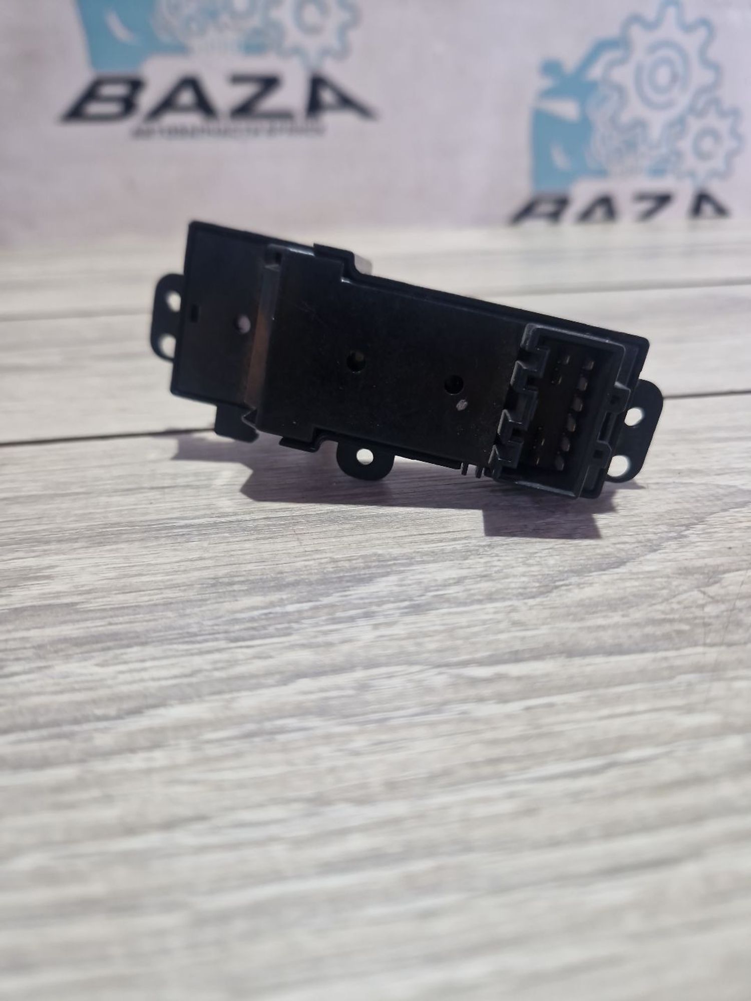 https://ycs.partsauto.market/partsauto-images/thmbs/userImages/0d5a73f363ec19ea8b7d8d6483ce4211/part/752220ac-564b-406c-bcdf-39e7d0145f38_1787388846384.jpg