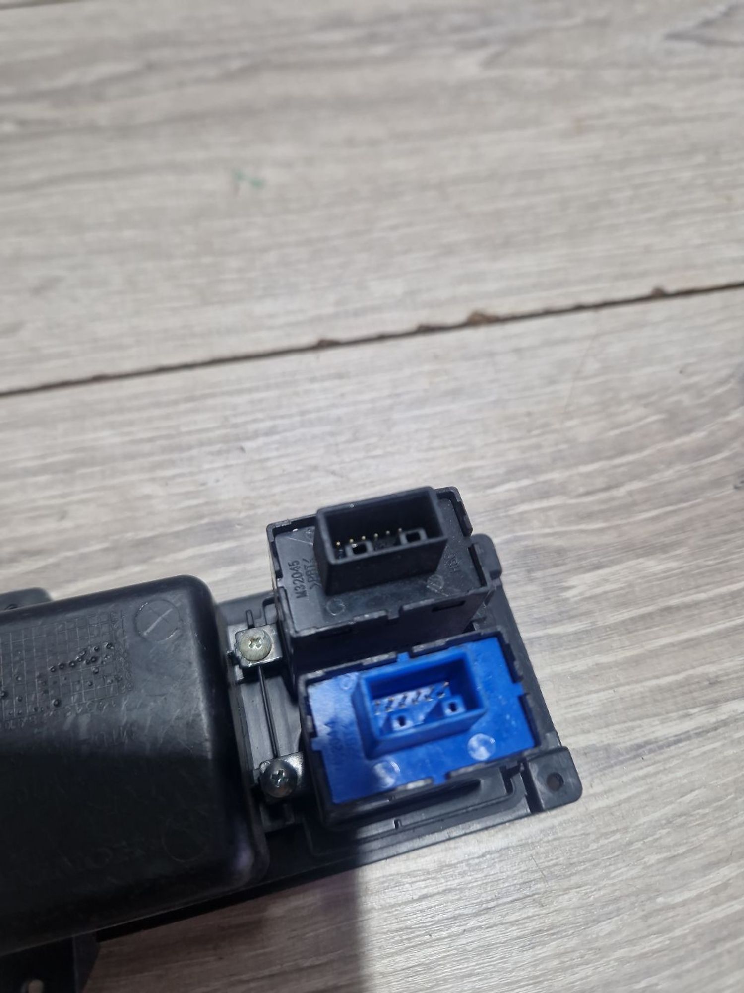 https://ycs.partsauto.market/partsauto-images/thmbs/userImages/0d5a73f363ec19ea8b7d8d6483ce4211/part/755929f4-91b2-4c63-ab5a-9b629612edc7_1787386848518.jpg