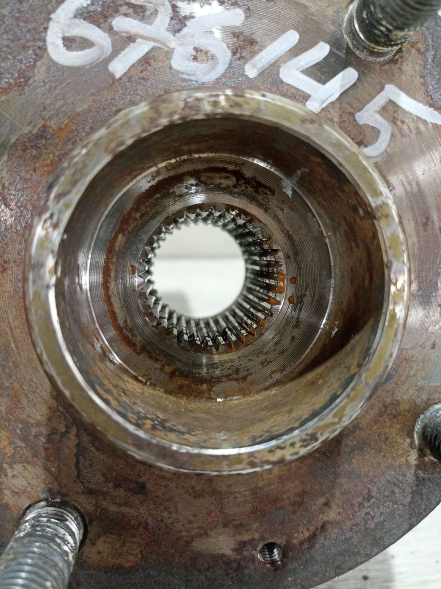https://ycs.partsauto.market/partsauto-images/thmbs/userImages/0d5a73f363ec19ea8b7d8d6483ce4211/part/75d13861-b4e9-4cdd-abe3-d31601680791_1784972893061.jpg