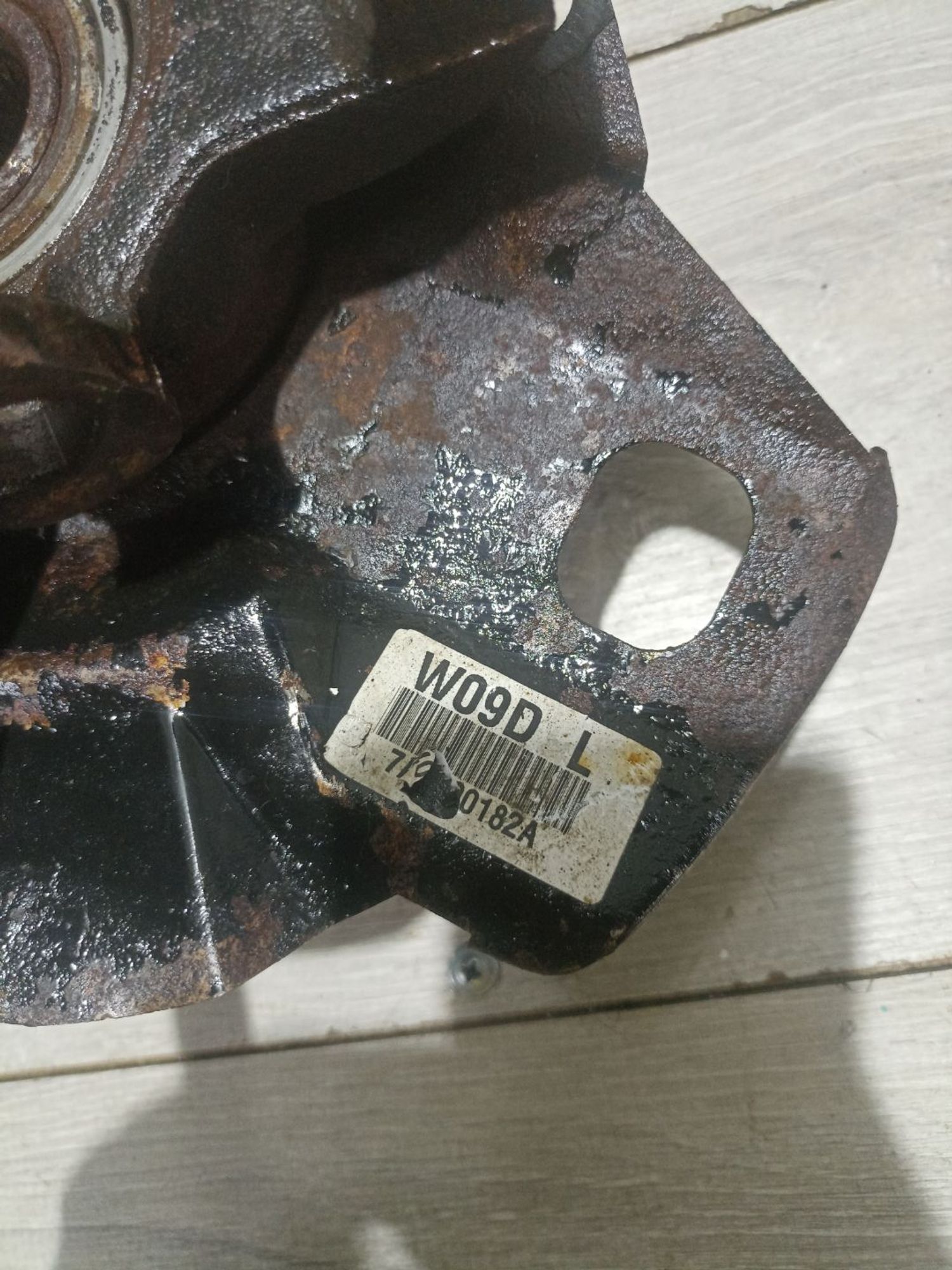 https://ycs.partsauto.market/partsauto-images/thmbs/userImages/0d5a73f363ec19ea8b7d8d6483ce4211/part/79ae489d-1608-41e1-add0-10db0f337e9f_1783692103858.jpg