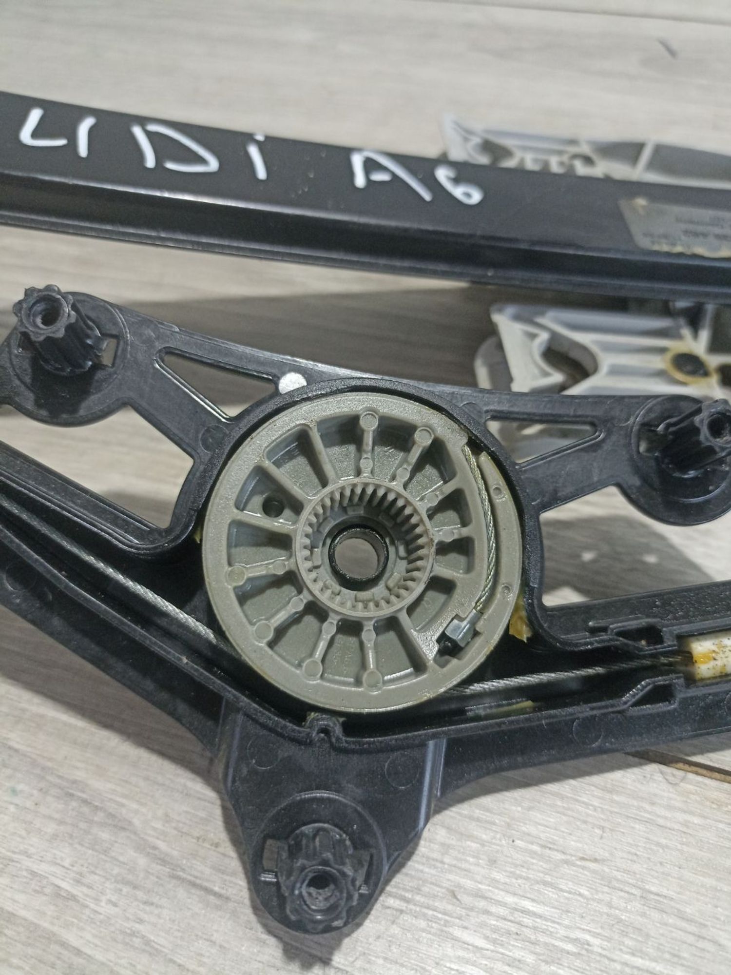https://ycs.partsauto.market/partsauto-images/thmbs/userImages/0d5a73f363ec19ea8b7d8d6483ce4211/part/7e27a769-947b-495b-aad9-5673ded9c572_1783947249442.jpg
