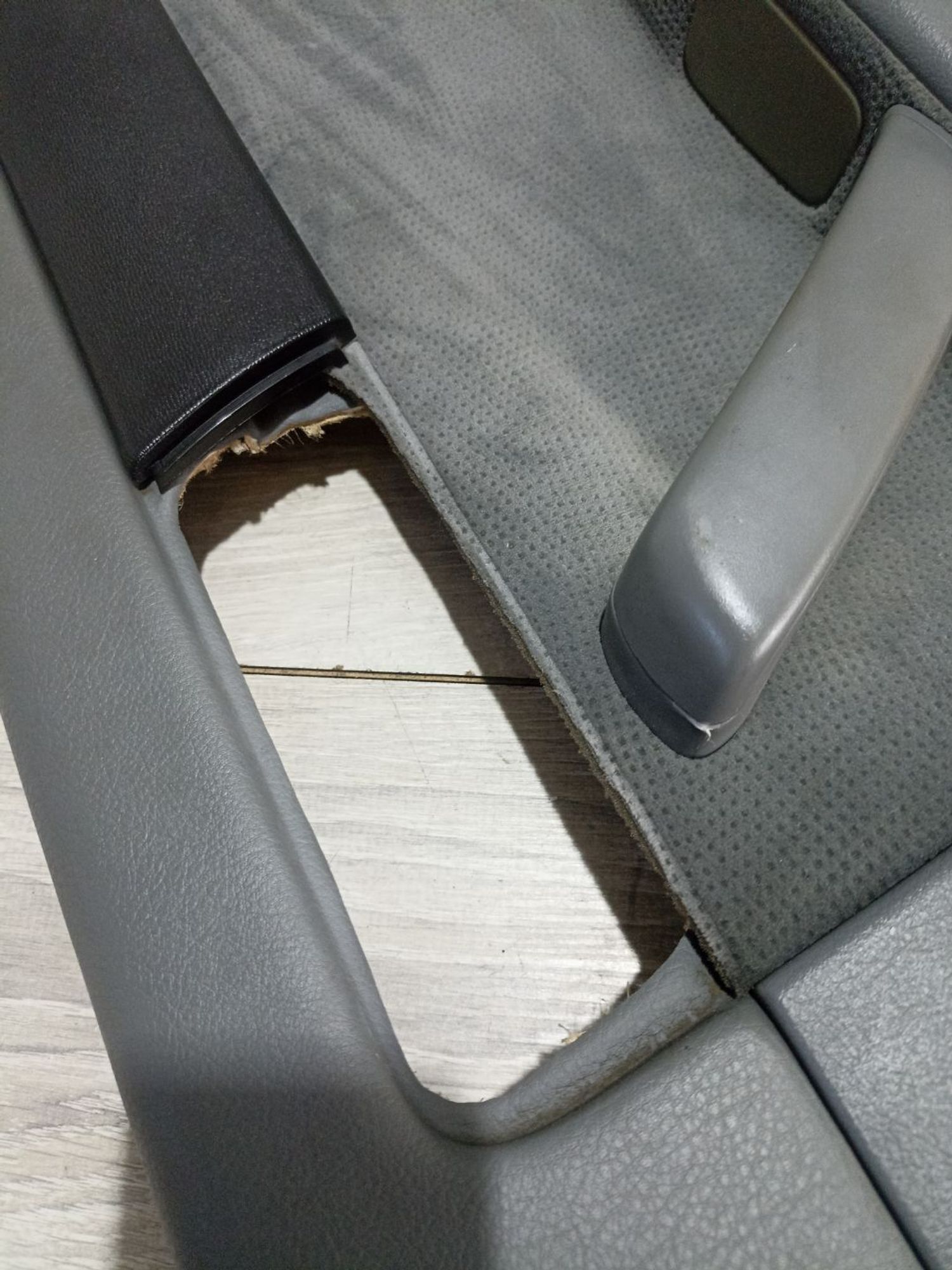 https://ycs.partsauto.market/partsauto-images/thmbs/userImages/0d5a73f363ec19ea8b7d8d6483ce4211/part/7ea482b2-1f9c-4641-8814-c0bd18fef512_1784811475067.jpg