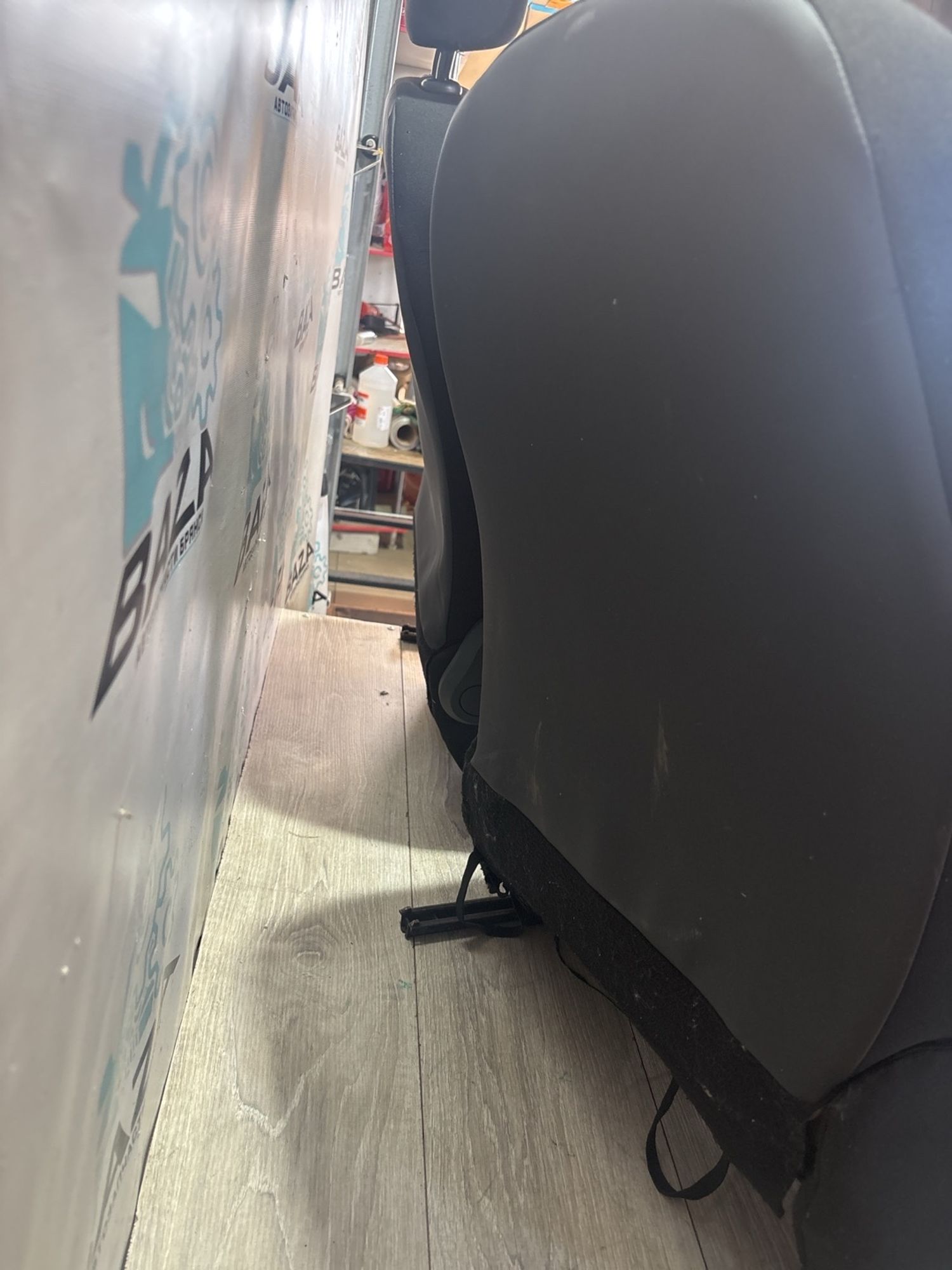 https://ycs.partsauto.market/partsauto-images/thmbs/userImages/0d5a73f363ec19ea8b7d8d6483ce4211/part/7f1fb6ac-b9e3-4c1b-8622-9f21e0f98d71_1781005725868.jpg