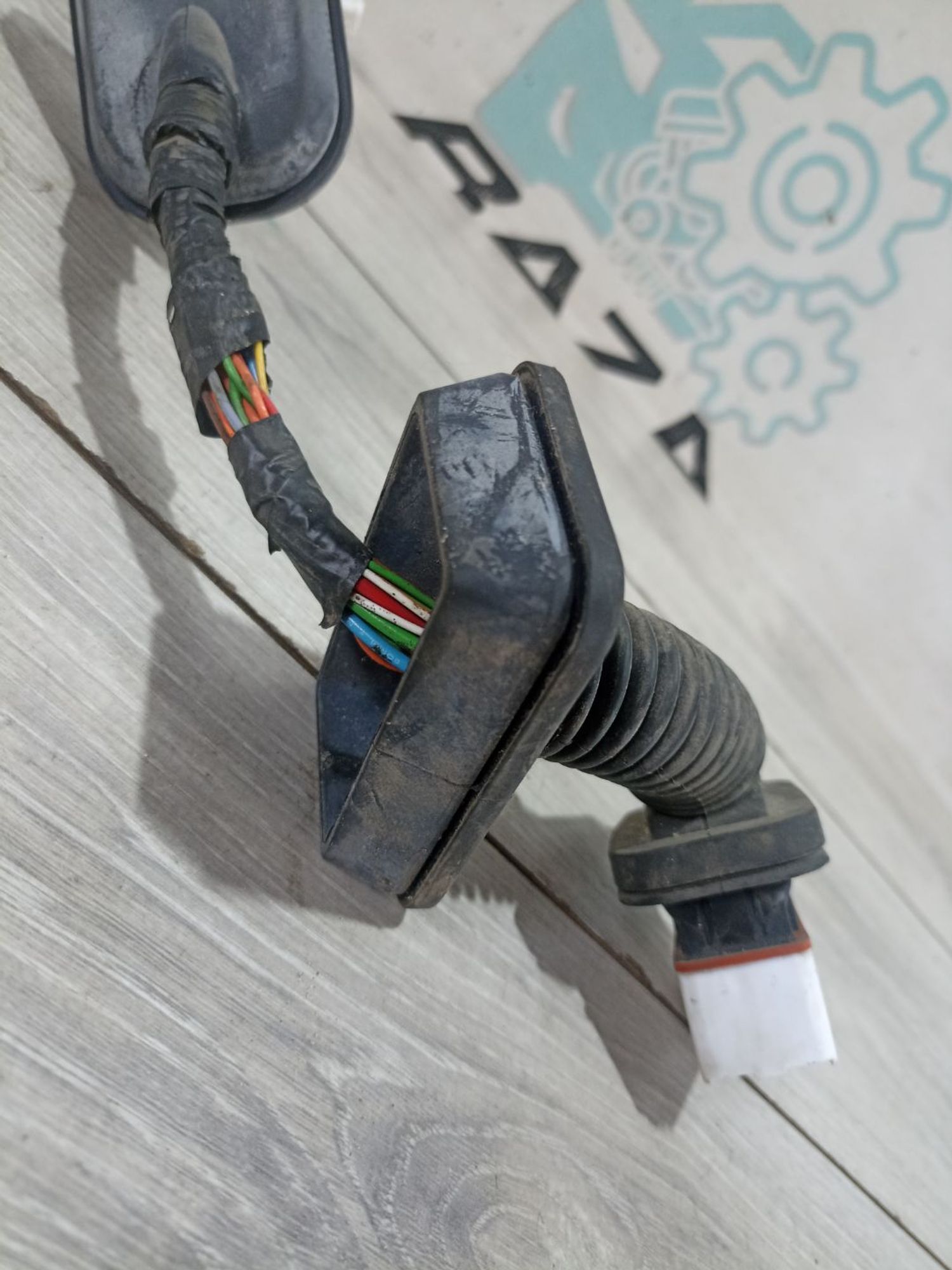 https://ycs.partsauto.market/partsauto-images/thmbs/userImages/0d5a73f363ec19ea8b7d8d6483ce4211/part/833c06ce-a0fa-4afa-93e2-ac2c83a7c539_1783513976257.jpg