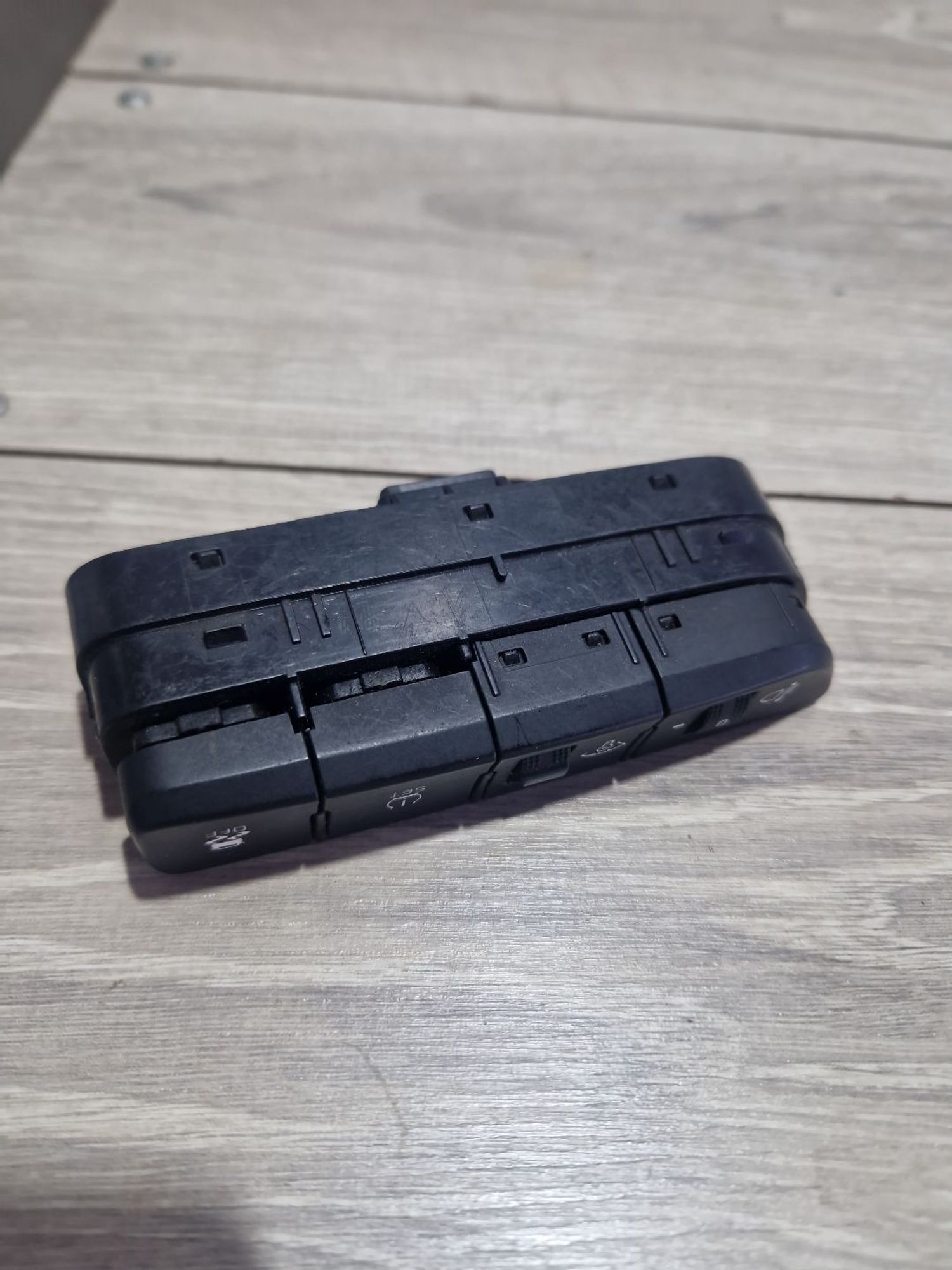 https://ycs.partsauto.market/partsauto-images/thmbs/userImages/0d5a73f363ec19ea8b7d8d6483ce4211/part/83721612-698d-4065-a280-f4ae66cc840a_1787392001008.jpg