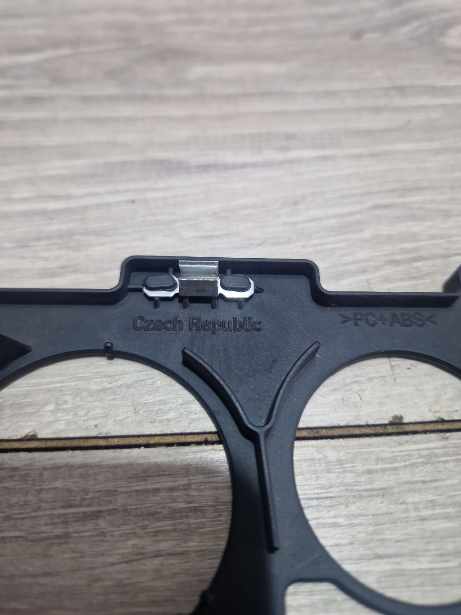 https://ycs.partsauto.market/partsauto-images/thmbs/userImages/0d5a73f363ec19ea8b7d8d6483ce4211/part/839da57b-1485-47f2-8ed2-3dd5a3ca8407_1787656803924.jpg