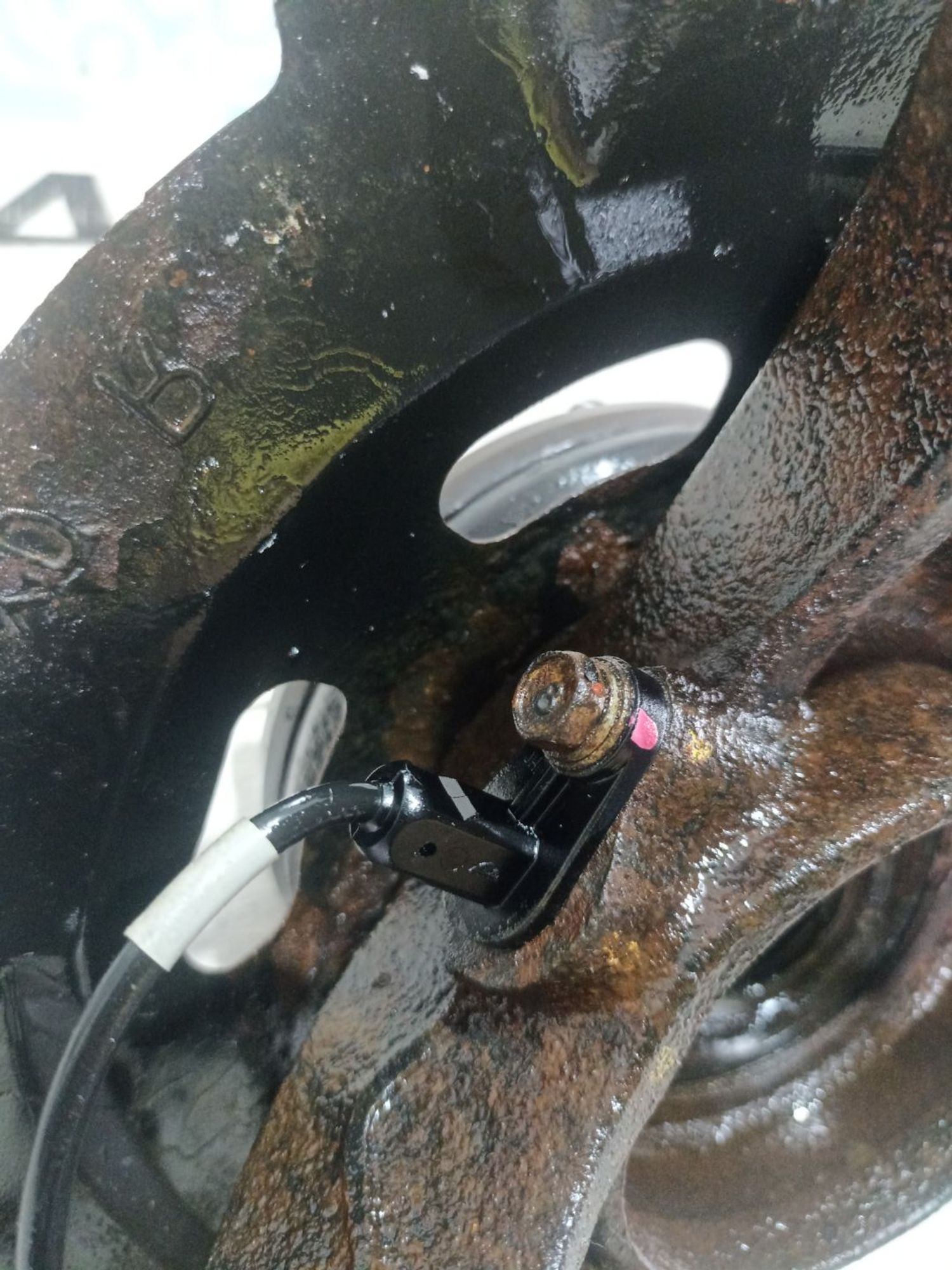 https://ycs.partsauto.market/partsauto-images/thmbs/userImages/0d5a73f363ec19ea8b7d8d6483ce4211/part/868768b6-b71e-42a0-b9b3-cc3d63529b37_1783766621192.jpg