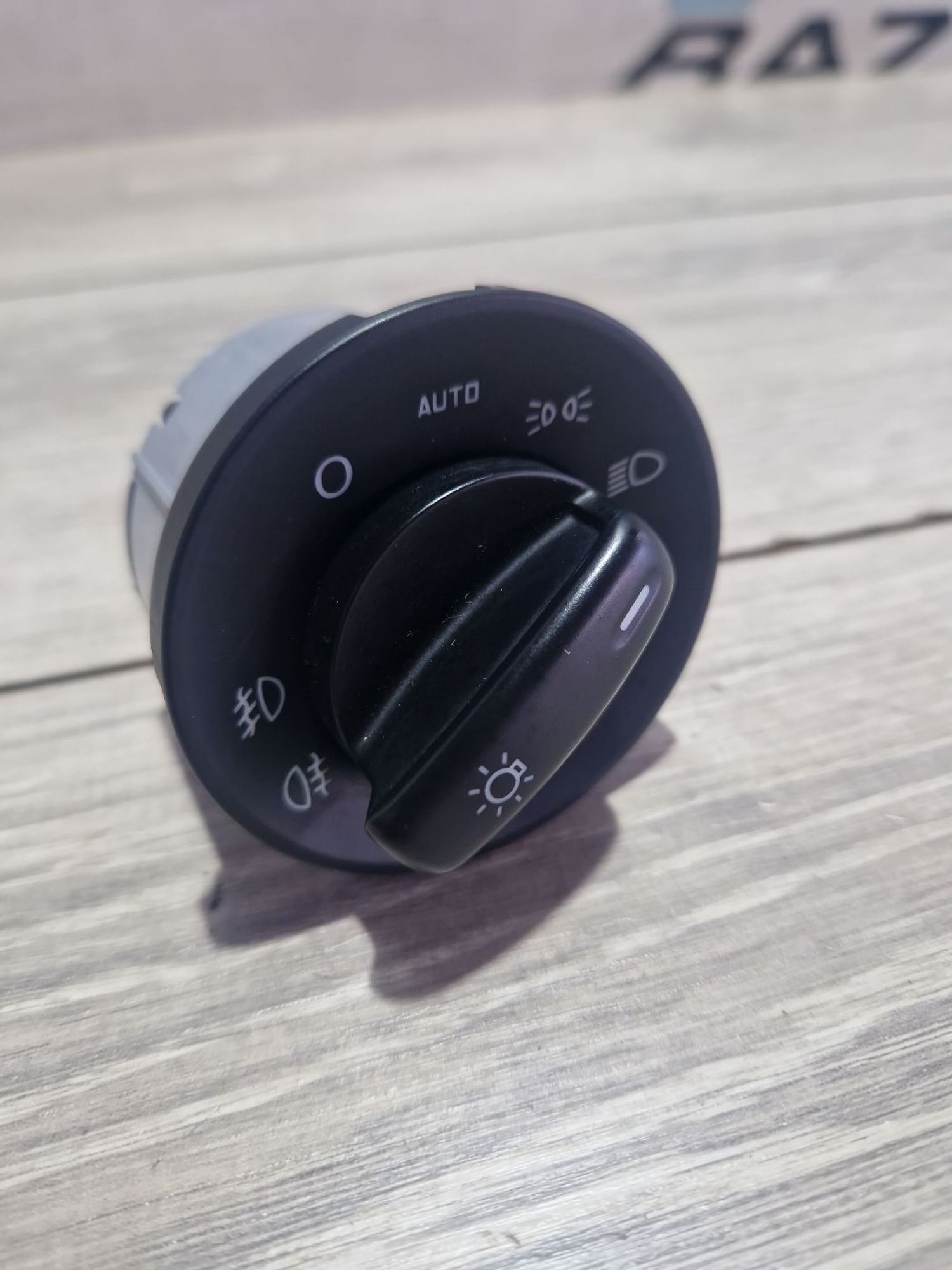 https://ycs.partsauto.market/partsauto-images/thmbs/userImages/0d5a73f363ec19ea8b7d8d6483ce4211/part/877f79a7-16b7-4cff-adaf-d61ec7838049_1787910023765.jpg