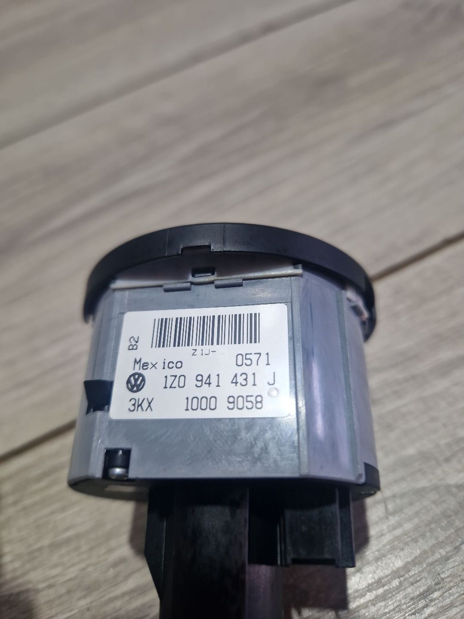 https://ycs.partsauto.market/partsauto-images/thmbs/userImages/0d5a73f363ec19ea8b7d8d6483ce4211/part/88c03942-6d03-43b9-92f0-e4fc6f489a41_1787910028899.jpg