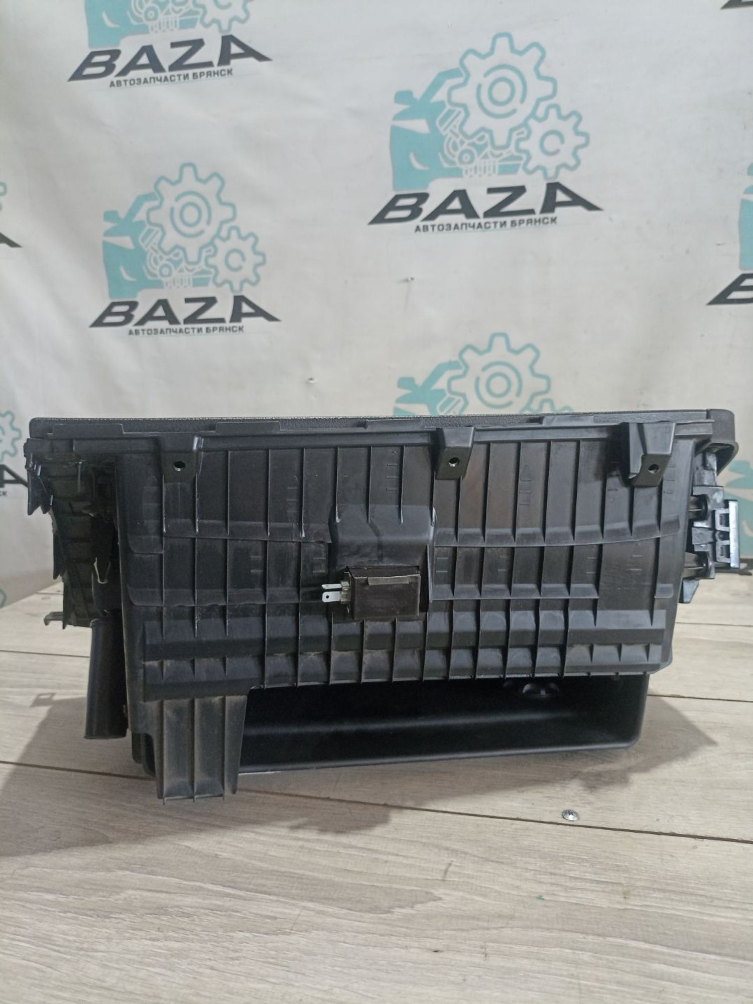 https://ycs.partsauto.market/partsauto-images/thmbs/userImages/0d5a73f363ec19ea8b7d8d6483ce4211/part/8ac5e69c-3689-457a-bfe0-dbd91ed4a95f_1784297509120.jpg