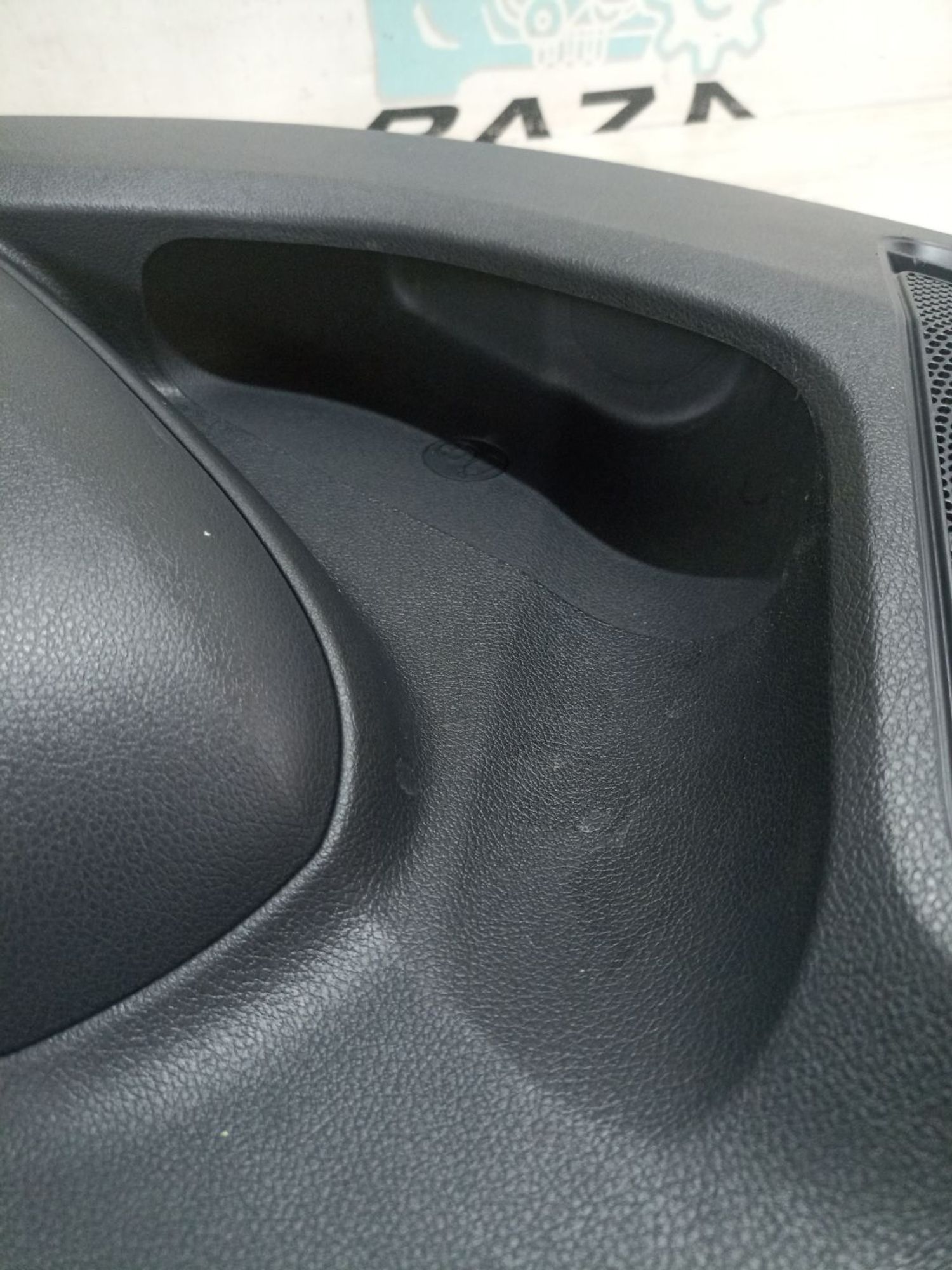 https://ycs.partsauto.market/partsauto-images/thmbs/userImages/0d5a73f363ec19ea8b7d8d6483ce4211/part/8b920340-04ad-43eb-b0dc-f1bc3f9b4dc7_1784973813790.jpg