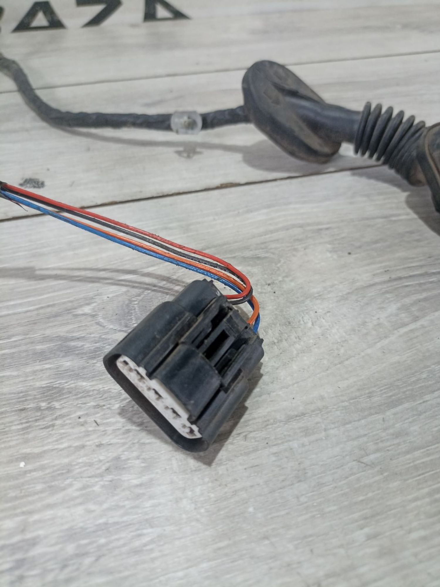 https://ycs.partsauto.market/partsauto-images/thmbs/userImages/0d5a73f363ec19ea8b7d8d6483ce4211/part/8ccb08e9-e401-4f65-abf3-ebc00af17844_1783339928680.jpg
