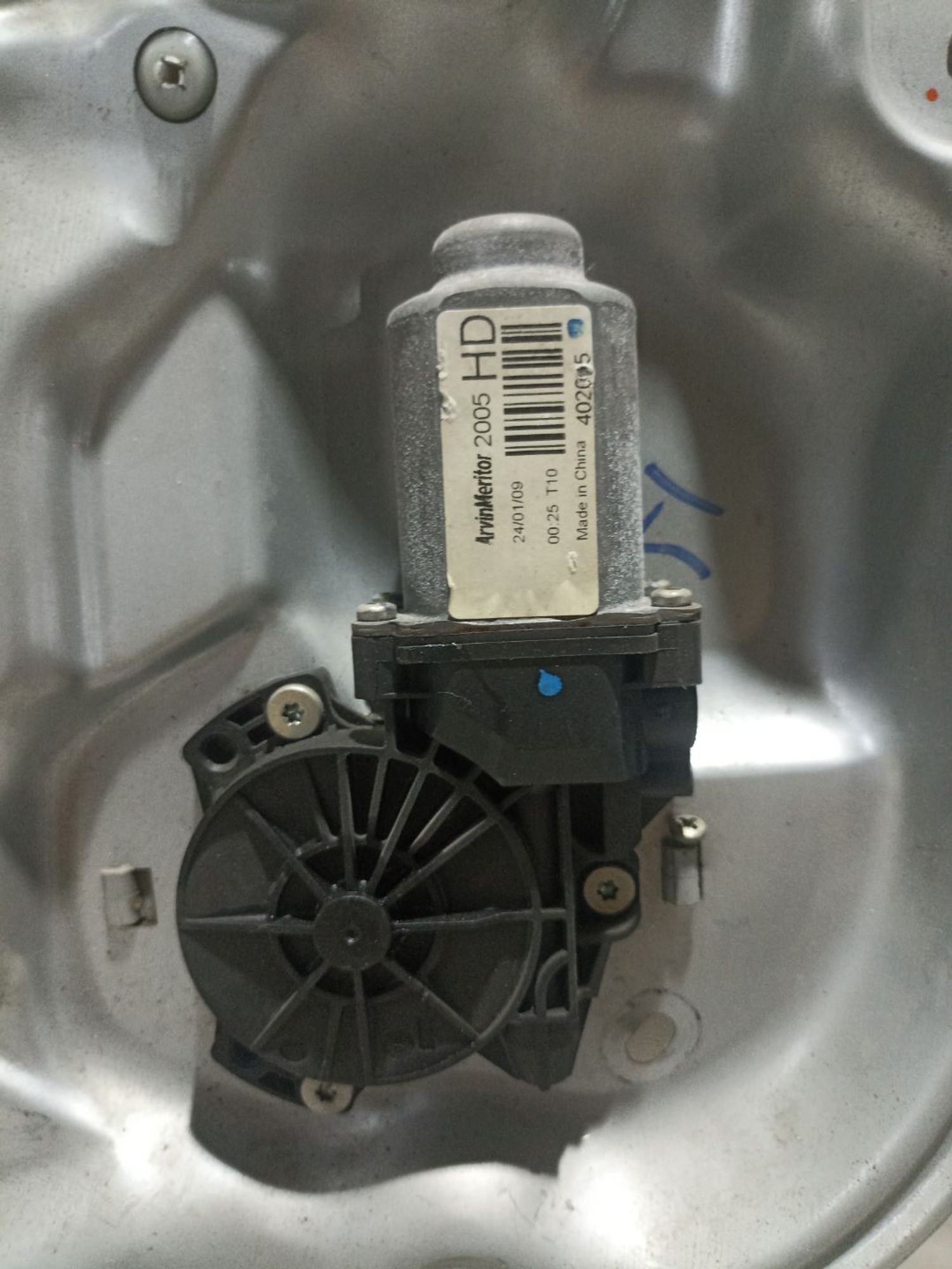 https://ycs.partsauto.market/partsauto-images/thmbs/userImages/0d5a73f363ec19ea8b7d8d6483ce4211/part/8d517e07-8d0a-4471-bacd-944e25f80d6f_1783328577774.jpg
