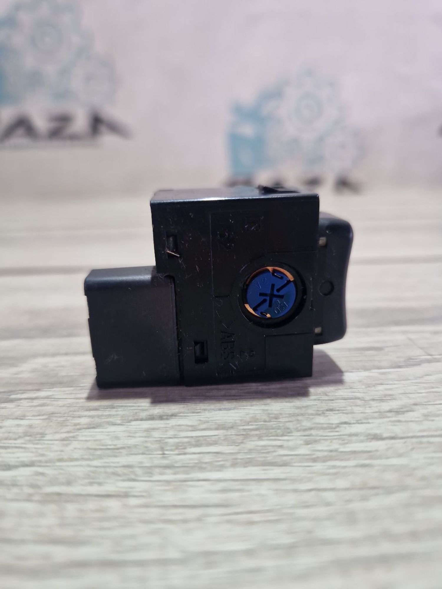 https://ycs.partsauto.market/partsauto-images/thmbs/userImages/0d5a73f363ec19ea8b7d8d6483ce4211/part/8f1813c7-81a9-49dd-9834-e0b5c8fd81b8_1787819399647.jpg