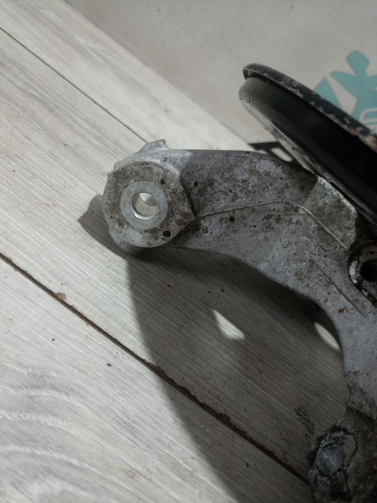https://ycs.partsauto.market/partsauto-images/thmbs/userImages/0d5a73f363ec19ea8b7d8d6483ce4211/part/8fcc06be-a7a0-4fe3-bd6c-2ebb93f54a9e_1783673659090.jpg