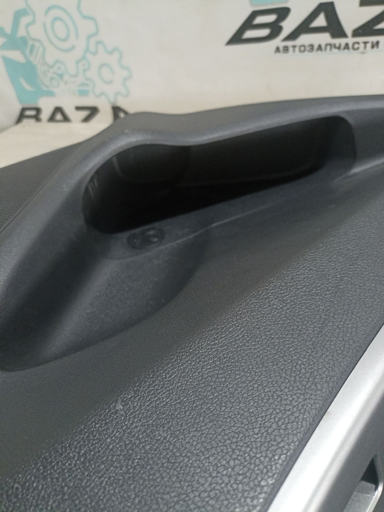 https://ycs.partsauto.market/partsauto-images/thmbs/userImages/0d5a73f363ec19ea8b7d8d6483ce4211/part/91938681-84a8-49a3-a602-abf594fb8014_1785155561136.jpg