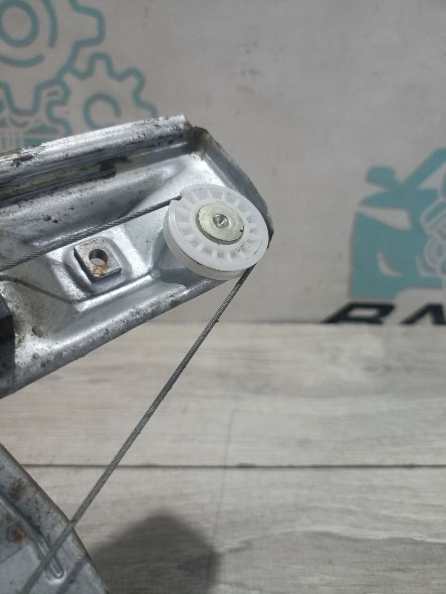 https://ycs.partsauto.market/partsauto-images/thmbs/userImages/0d5a73f363ec19ea8b7d8d6483ce4211/part/9612f387-d987-49a8-a9db-04976520b7dc_1784022457410.jpg