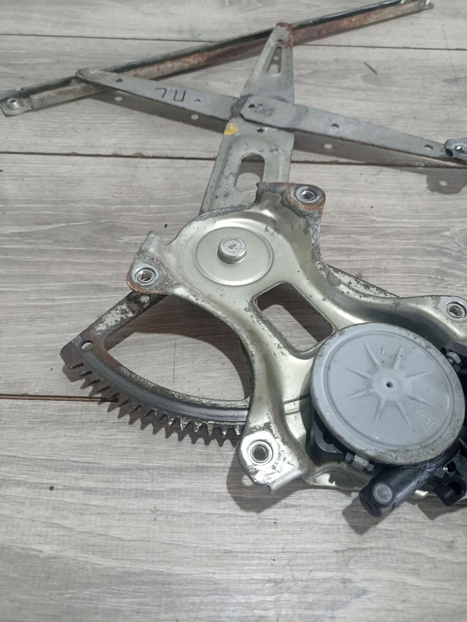 https://ycs.partsauto.market/partsauto-images/thmbs/userImages/0d5a73f363ec19ea8b7d8d6483ce4211/part/96454357-14f2-42d5-acd6-a0e3e220780f_1784040584073.jpg