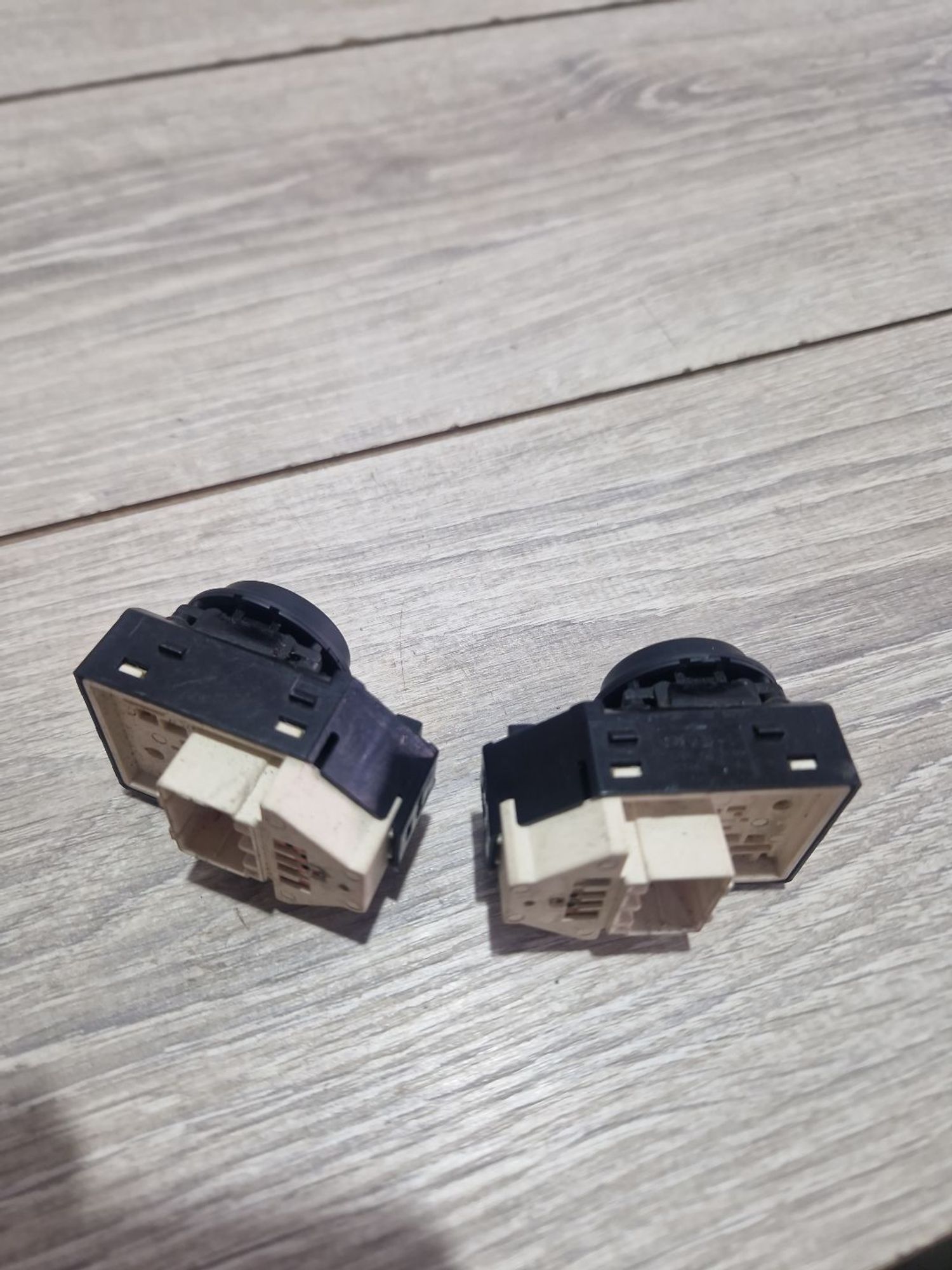 https://ycs.partsauto.market/partsauto-images/thmbs/userImages/0d5a73f363ec19ea8b7d8d6483ce4211/part/9687366a-9cee-4359-b1e5-515a0e1bf37c_1787659057348.jpg