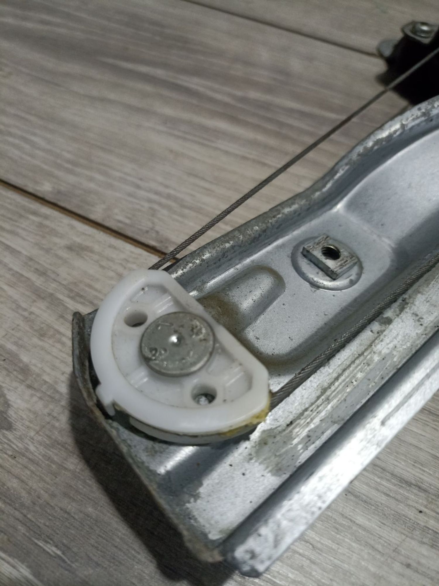 https://ycs.partsauto.market/partsauto-images/thmbs/userImages/0d5a73f363ec19ea8b7d8d6483ce4211/part/978b805a-ff3d-48bd-ab28-c7ff277a0f00_1784033558465.jpg