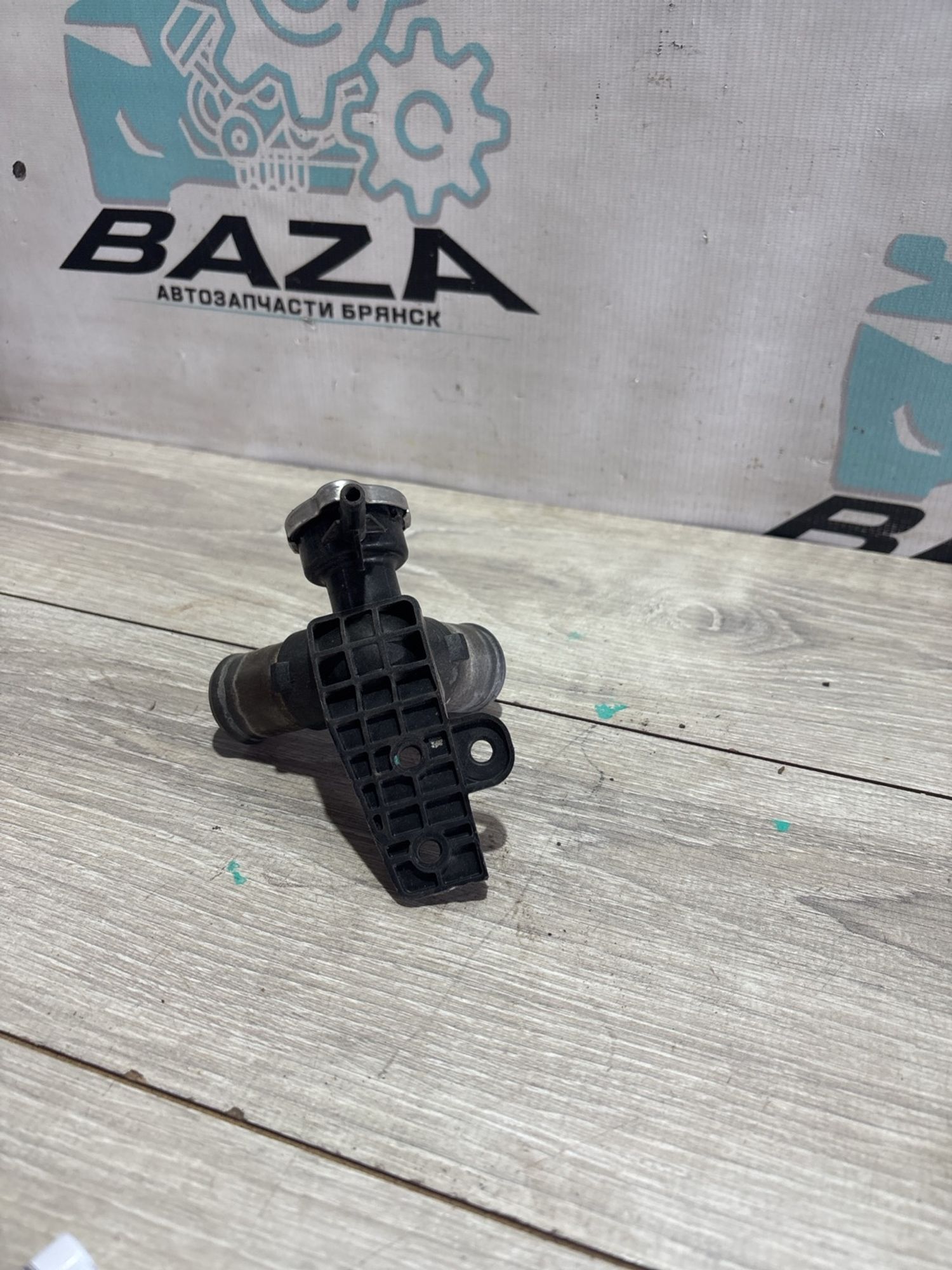 Тройник системы охлаждения Hyundai Solaris, I ..., 990 рублей, Брянск