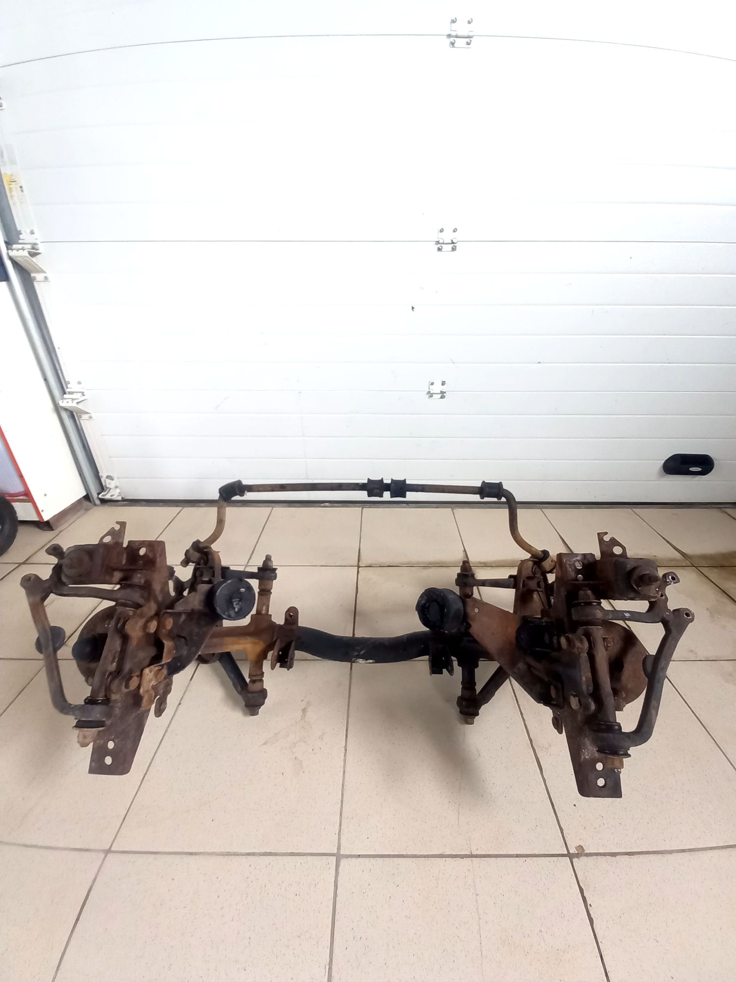 https://ycs.partsauto.market/partsauto-images/thmbs/userImages/0d5a73f363ec19ea8b7d8d6483ce4211/part/98ad8449-663a-4a57-ac84-3a9607c4f05f_1719227312579.jpg