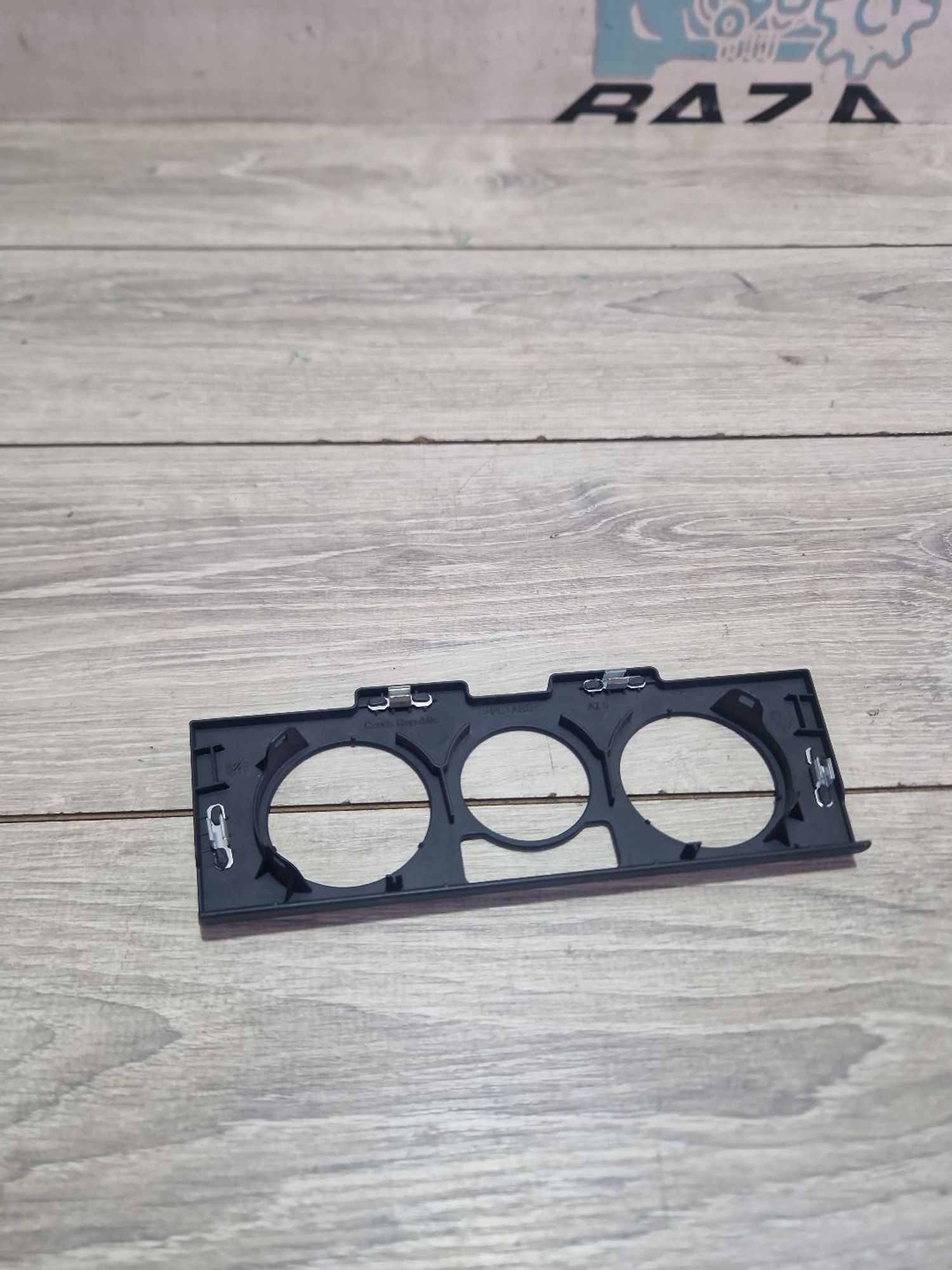 https://ycs.partsauto.market/partsauto-images/thmbs/userImages/0d5a73f363ec19ea8b7d8d6483ce4211/part/98be5f60-8304-45bc-87cf-3afe94078830_1787656797886.jpg