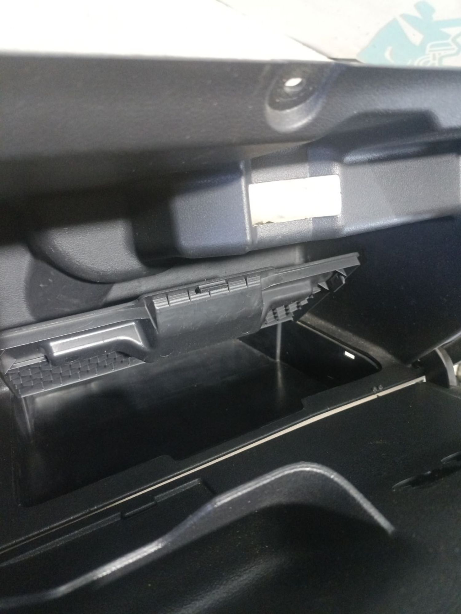 https://ycs.partsauto.market/partsauto-images/thmbs/userImages/0d5a73f363ec19ea8b7d8d6483ce4211/part/9bf8b0ac-680e-498f-a5de-9befaecff735_1784288863232.jpg