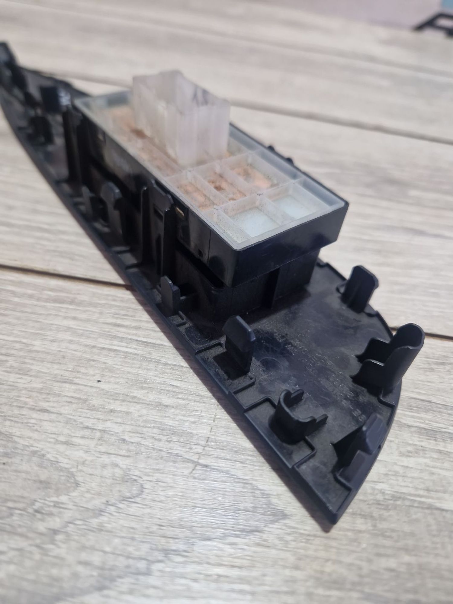 https://ycs.partsauto.market/partsauto-images/thmbs/userImages/0d5a73f363ec19ea8b7d8d6483ce4211/part/9ceaa9bf-e6e5-420b-babd-95b1107e8ae6_1787384754201.jpg