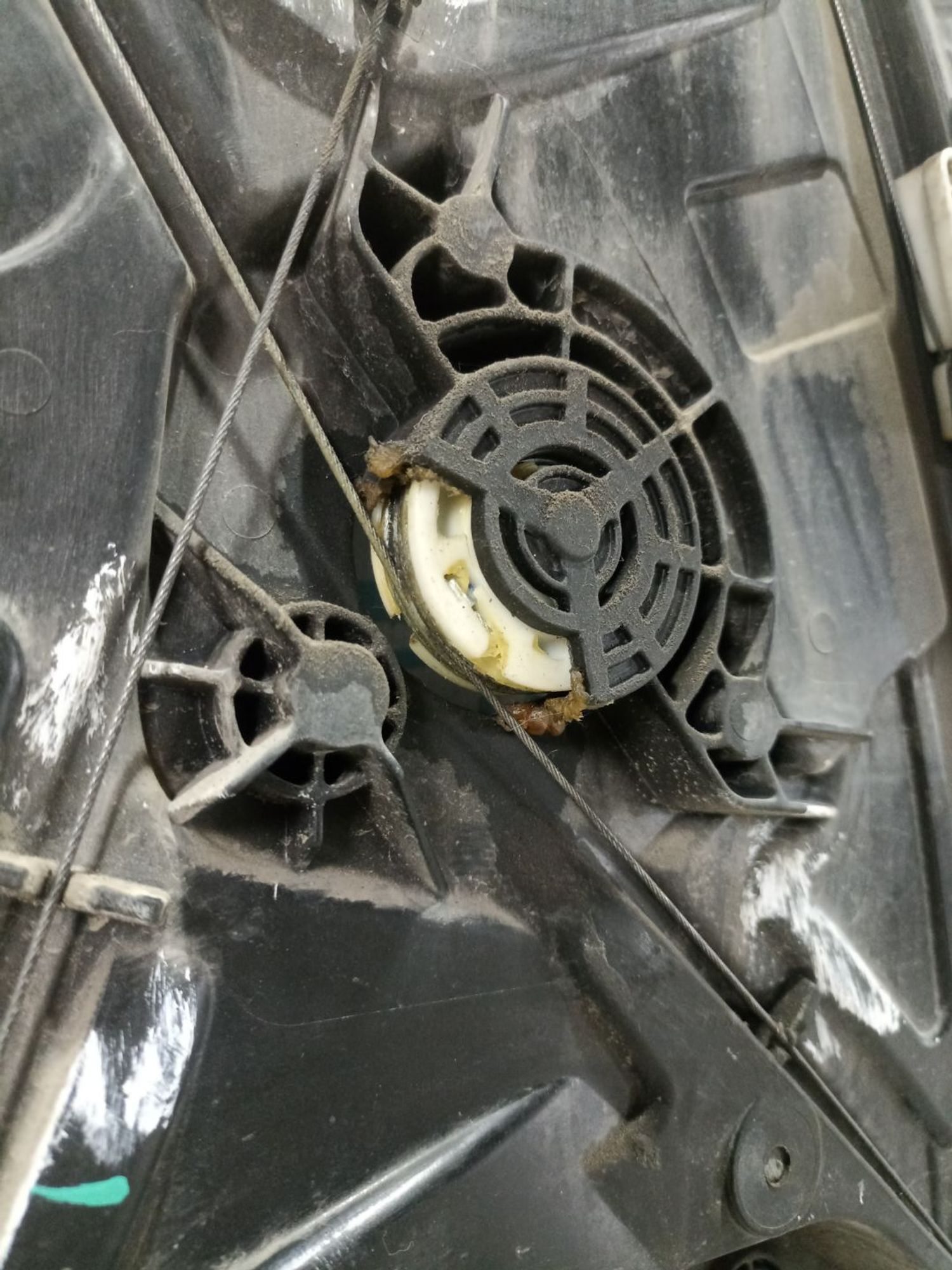 https://ycs.partsauto.market/partsauto-images/thmbs/userImages/0d5a73f363ec19ea8b7d8d6483ce4211/part/9eb4fe8b-628a-4a60-8776-e1c0d3413496_1783499498676.jpg