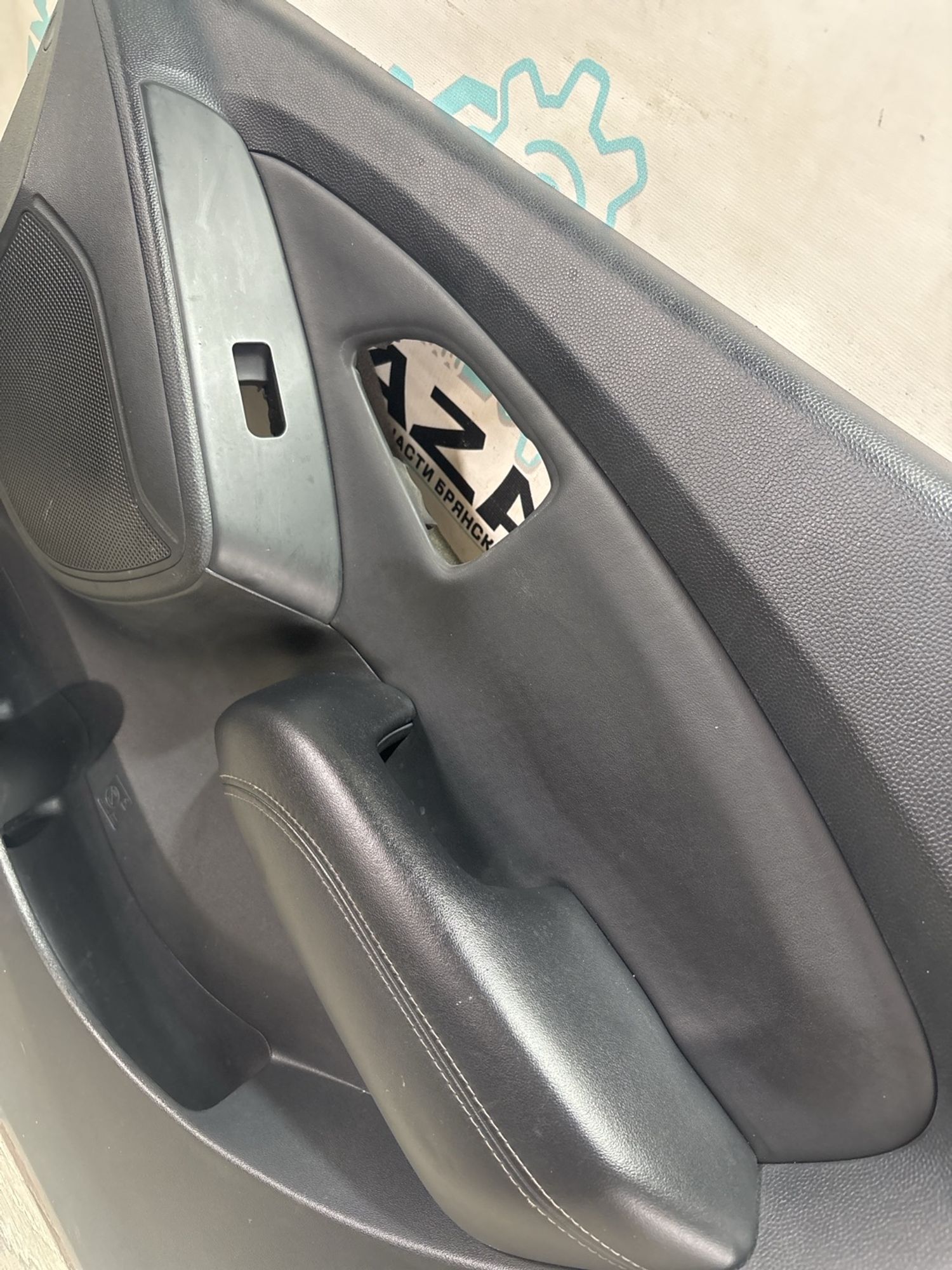 Обшивка двери передней правой Hyundai ix35, I 2012, 2490 рублей, Брянск