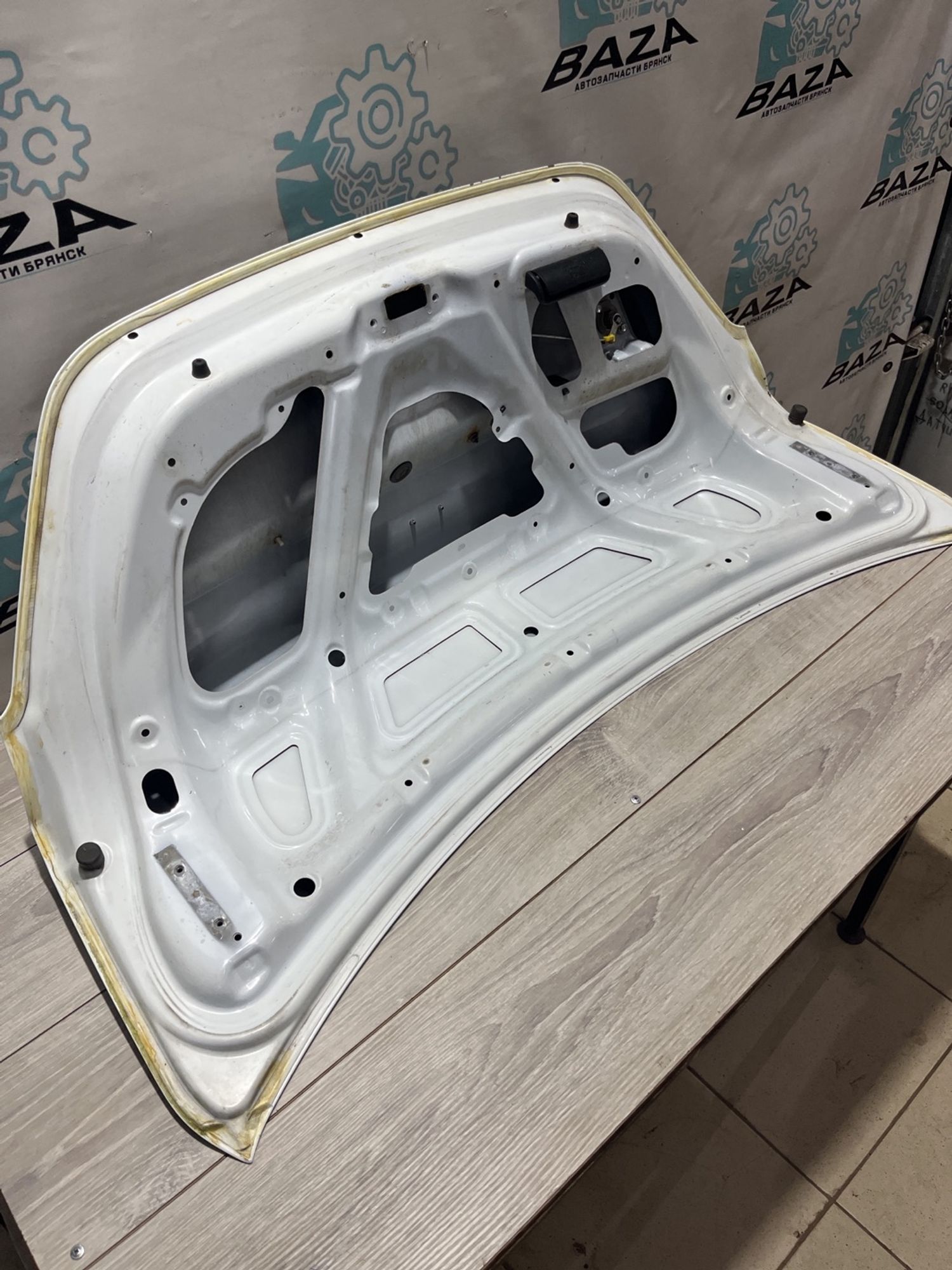 https://ycs.partsauto.market/partsauto-images/thmbs/userImages/0d5a73f363ec19ea8b7d8d6483ce4211/part/9fcec24d-4cef-4b2b-9400-3bc3da0d6ff1_1741785838271.jpg