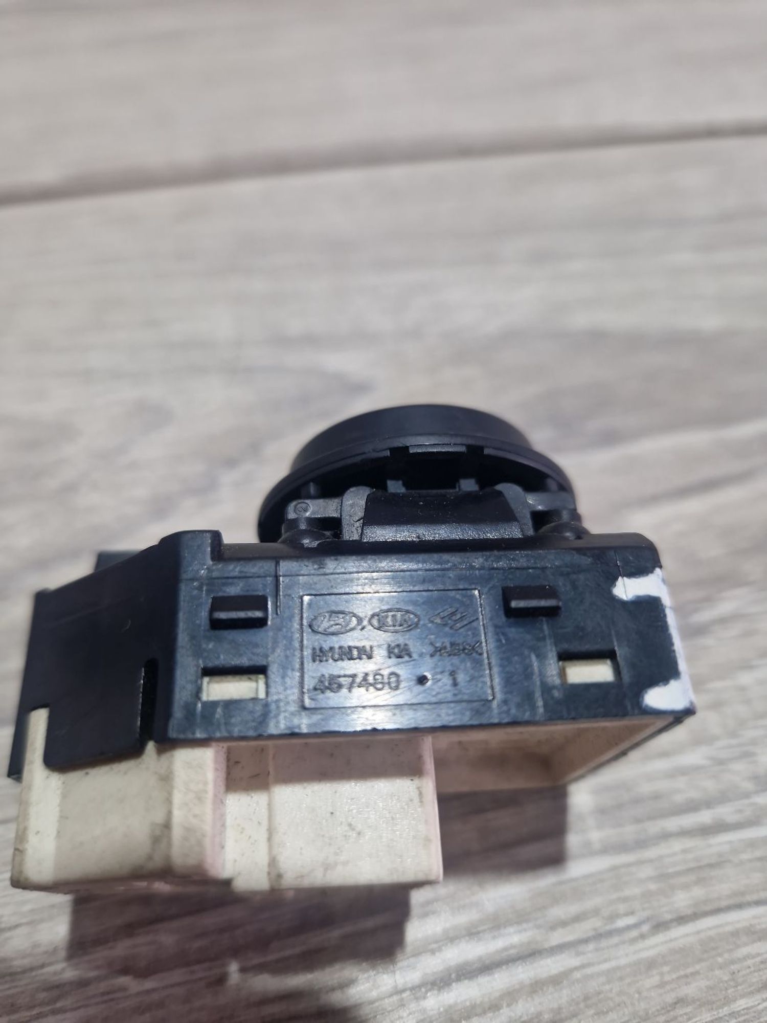 https://ycs.partsauto.market/partsauto-images/thmbs/userImages/0d5a73f363ec19ea8b7d8d6483ce4211/part/a0dfd250-34c2-458d-89b5-0b77503fe907_1787659060514.jpg