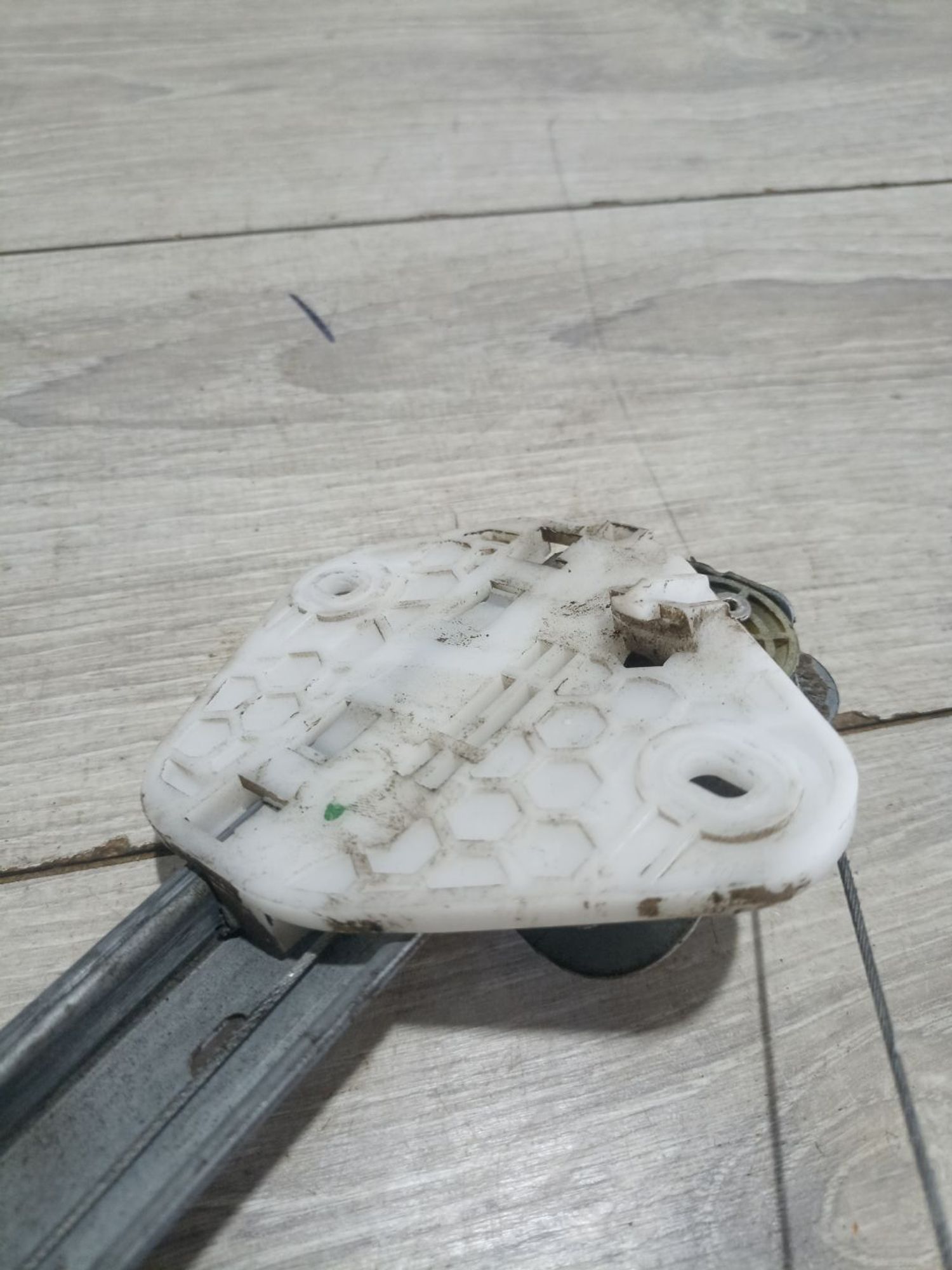 https://ycs.partsauto.market/partsauto-images/thmbs/userImages/0d5a73f363ec19ea8b7d8d6483ce4211/part/a0ec8429-5df7-41a6-829d-04e2034d8572_1784033840125.jpg