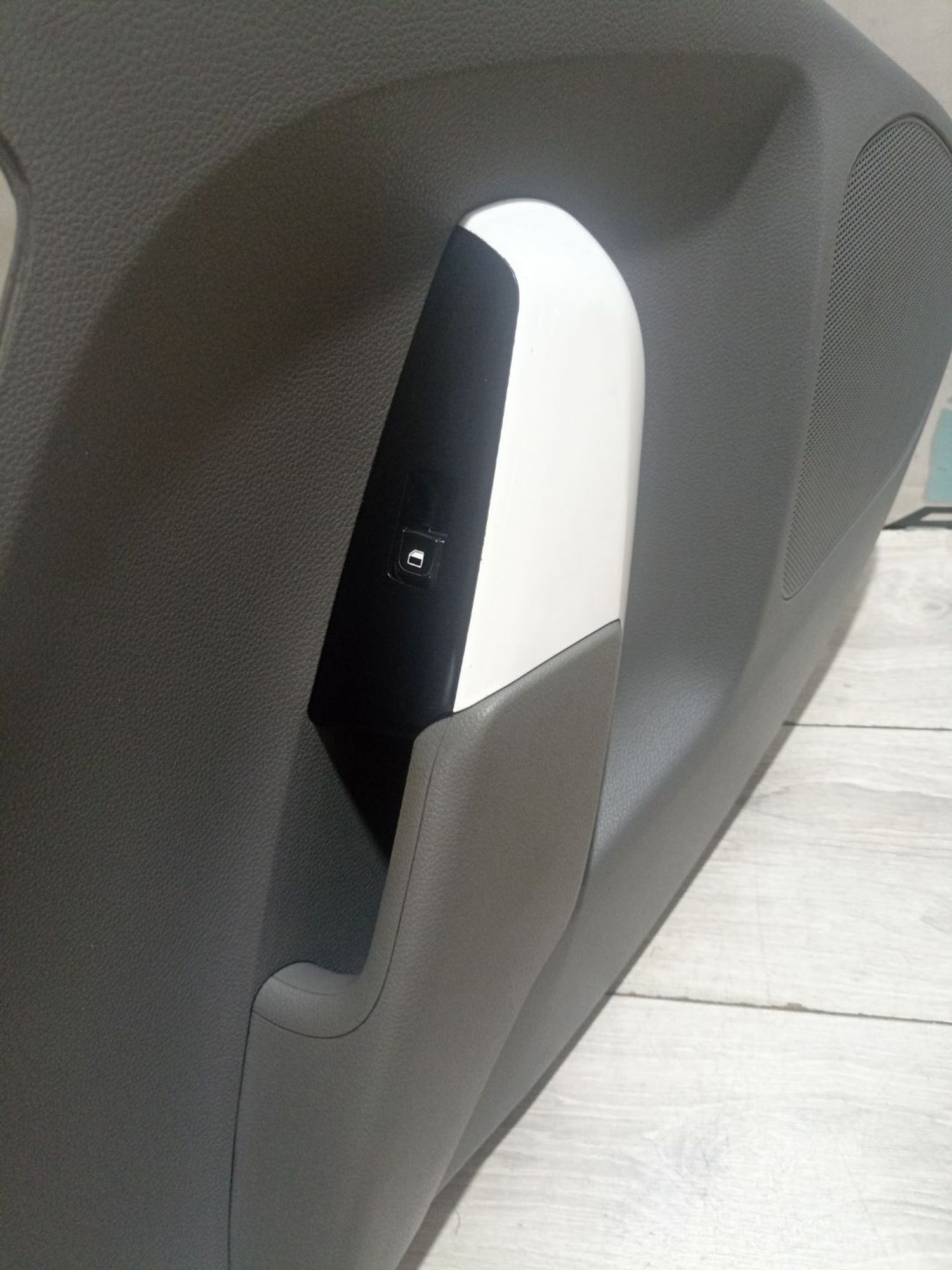 https://ycs.partsauto.market/partsauto-images/thmbs/userImages/0d5a73f363ec19ea8b7d8d6483ce4211/part/a1deeb5b-c3fe-46f4-879f-1bb35b44509a_1784547164586.jpg