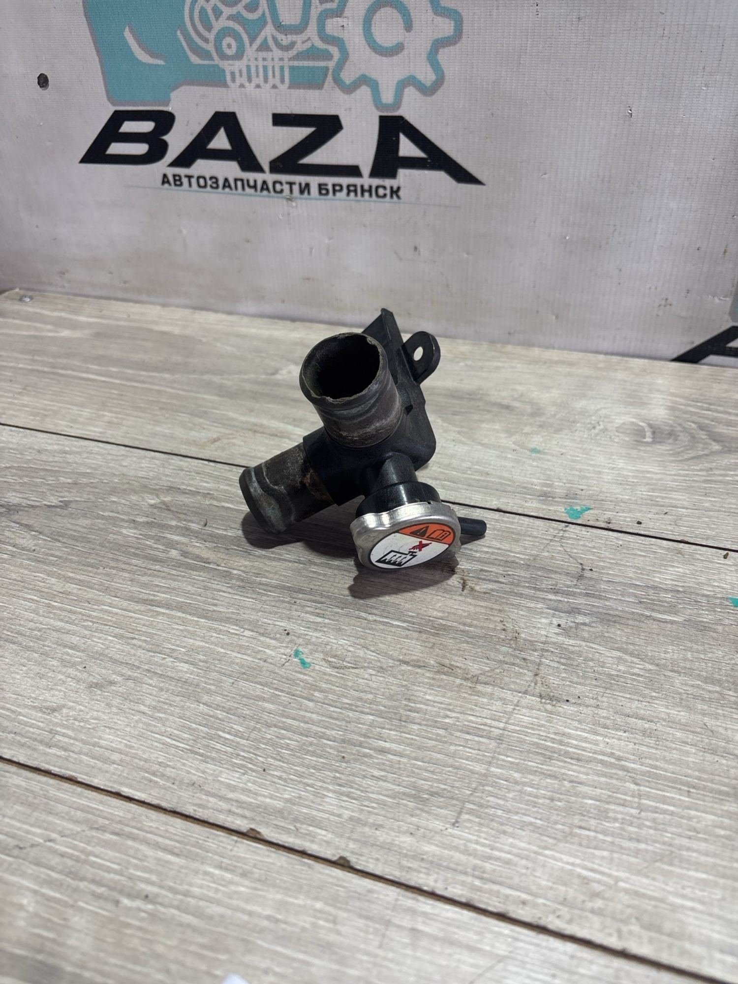 Тройник системы охлаждения Hyundai Solaris, I ..., 990 рублей, Брянск