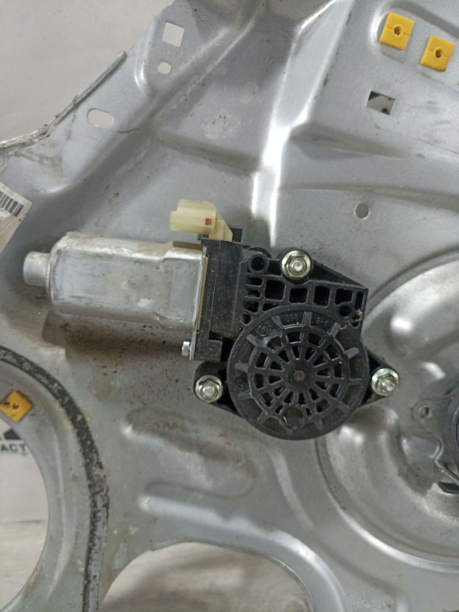 https://ycs.partsauto.market/partsauto-images/thmbs/userImages/0d5a73f363ec19ea8b7d8d6483ce4211/part/a44fad0d-8eca-4409-b2ce-83bbb747cd0c_1783506584912.jpg