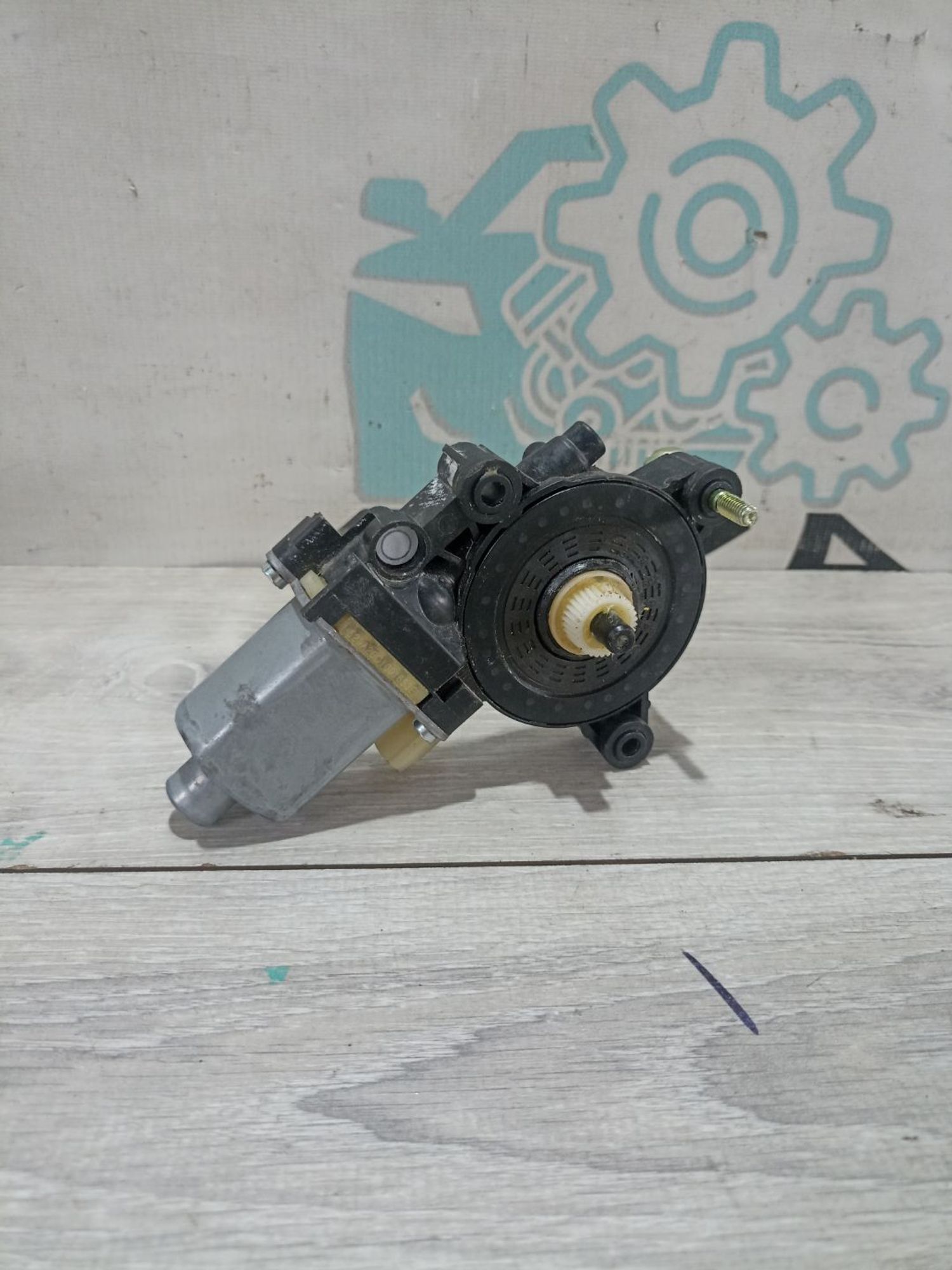 https://ycs.partsauto.market/partsauto-images/thmbs/userImages/0d5a73f363ec19ea8b7d8d6483ce4211/part/a49985eb-107a-49ae-9576-35fde7c939f8_1783516933070.jpg