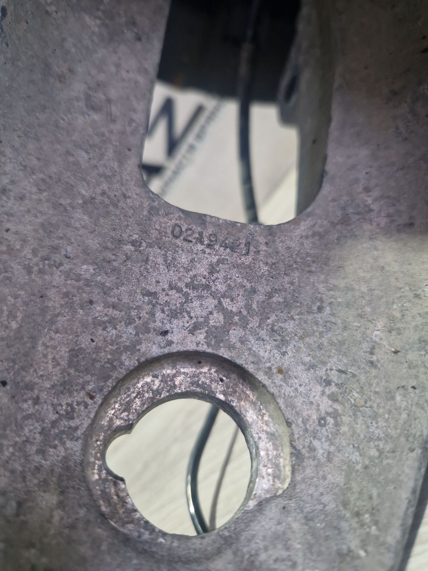 https://ycs.partsauto.market/partsauto-images/thmbs/userImages/0d5a73f363ec19ea8b7d8d6483ce4211/part/a9003364-409f-41f2-8667-6a1ba1da16ad_1786959694995.jpg