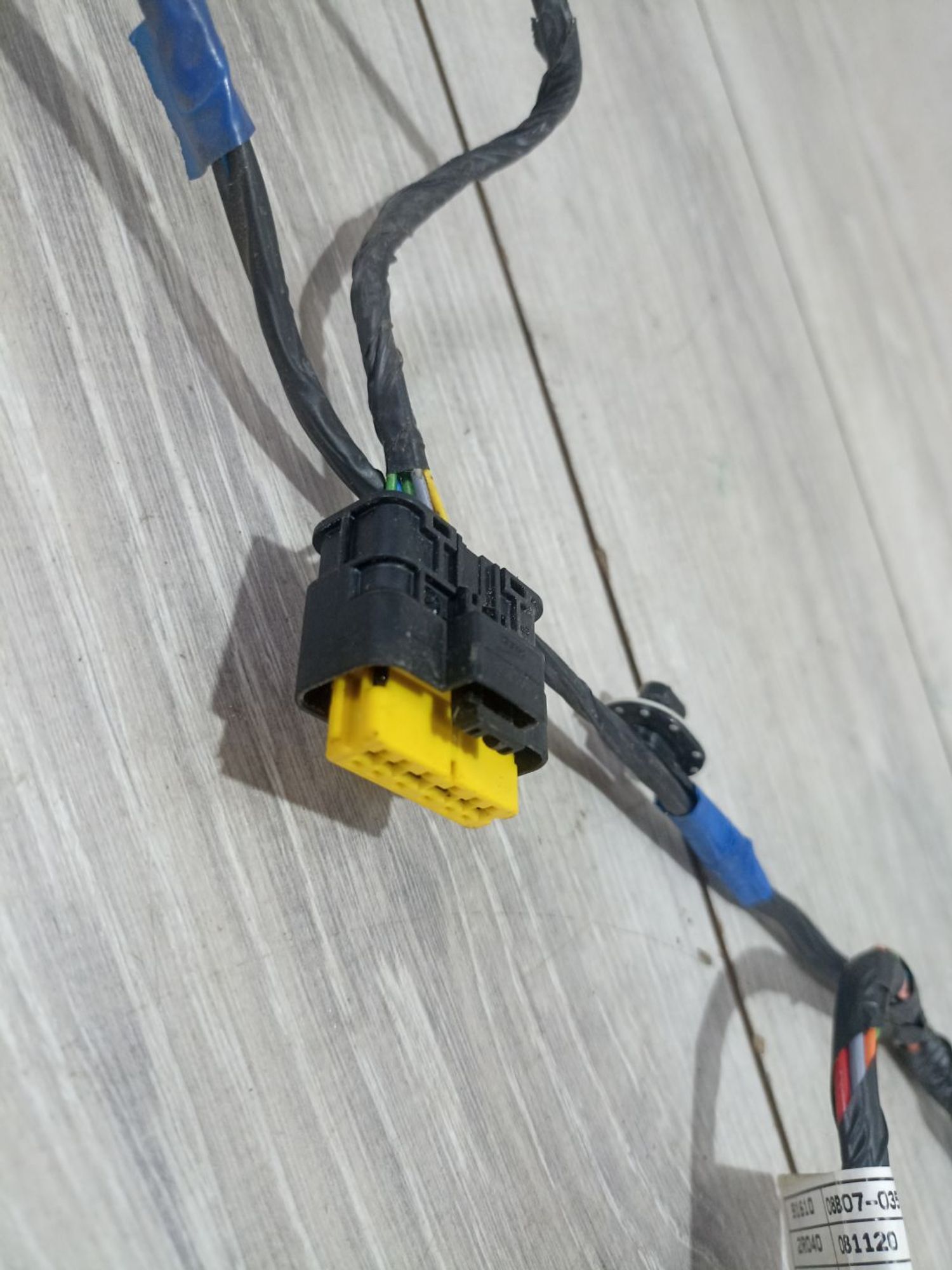 https://ycs.partsauto.market/partsauto-images/thmbs/userImages/0d5a73f363ec19ea8b7d8d6483ce4211/part/a9671838-6cf8-4dc5-aa31-6c3076d578fa_1783513983876.jpg
