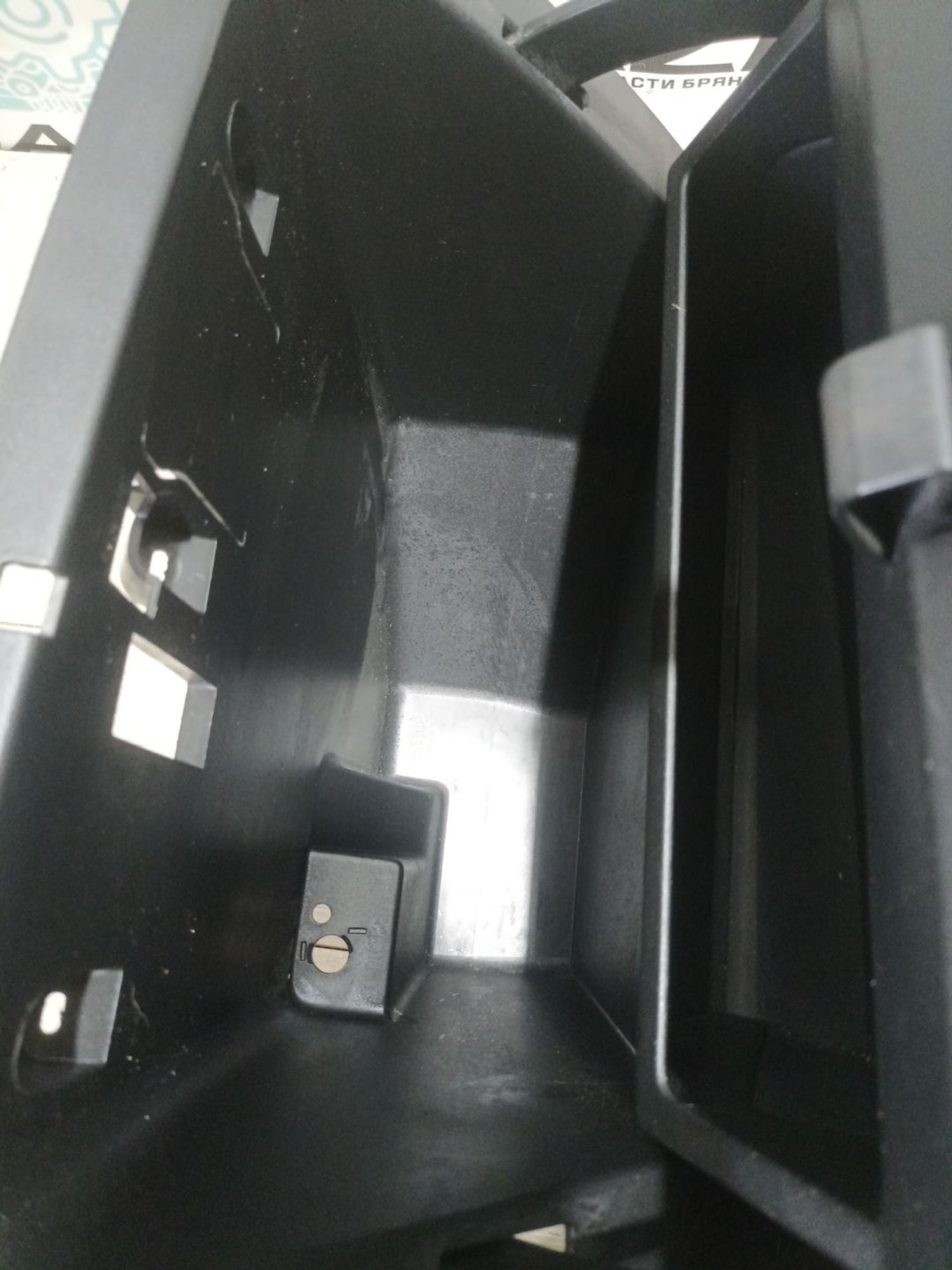 https://ycs.partsauto.market/partsauto-images/thmbs/userImages/0d5a73f363ec19ea8b7d8d6483ce4211/part/ac5c3da3-677e-45af-9f59-cffba5c87344_1784209090604.jpg
