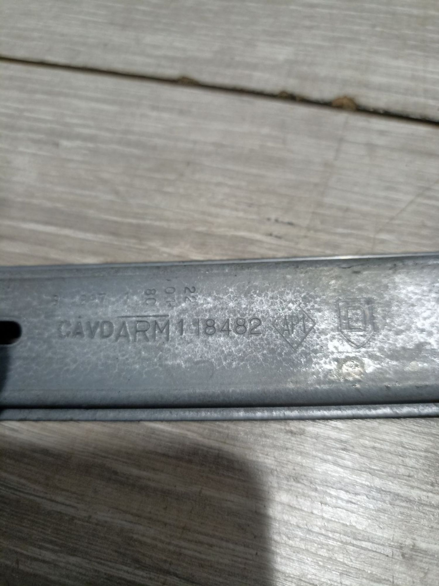 https://ycs.partsauto.market/partsauto-images/thmbs/userImages/0d5a73f363ec19ea8b7d8d6483ce4211/part/ad6de5e8-844e-4aa5-aaac-278e40504b7e_1783940396720.jpg
