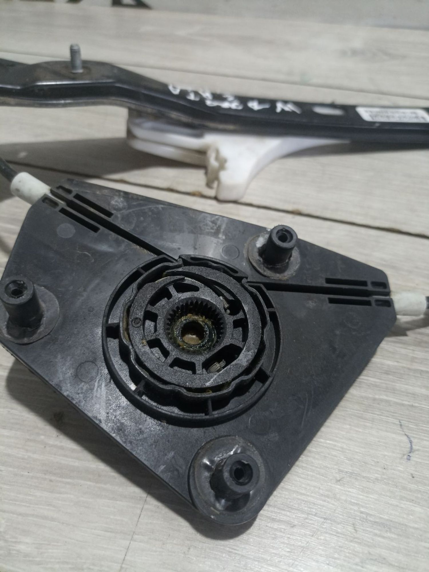 https://ycs.partsauto.market/partsauto-images/thmbs/userImages/0d5a73f363ec19ea8b7d8d6483ce4211/part/ad775dfa-1e22-47a8-9fc3-dd6bcc1e122b_1783942250228.jpg