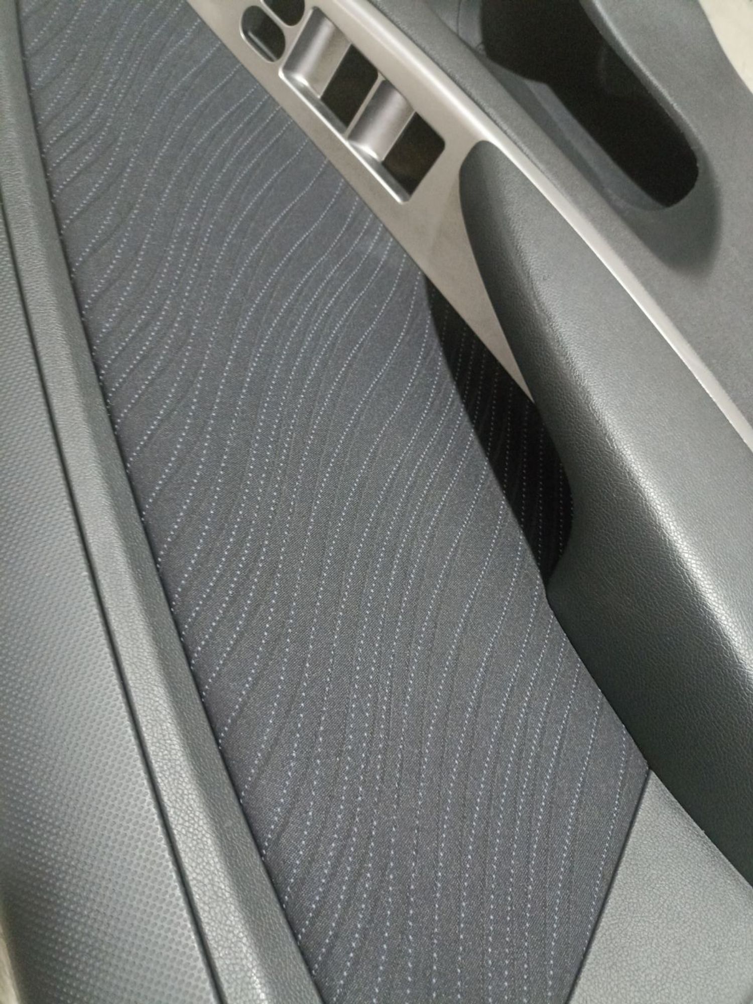 https://ycs.partsauto.market/partsauto-images/thmbs/userImages/0d5a73f363ec19ea8b7d8d6483ce4211/part/ade6c9b4-6f03-4feb-b478-fcabb2443d85_1785237411588.jpg