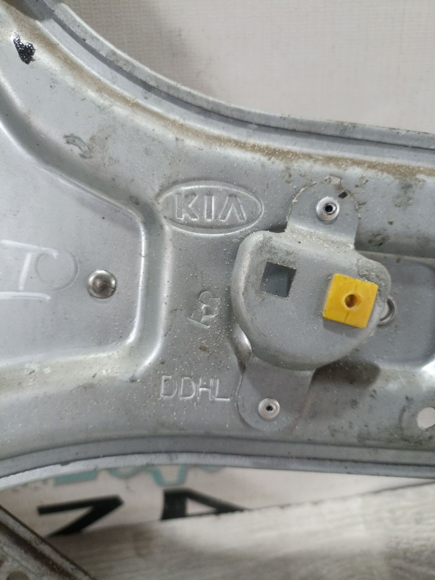 https://ycs.partsauto.market/partsauto-images/thmbs/userImages/0d5a73f363ec19ea8b7d8d6483ce4211/part/aec15188-3f76-4ea3-b2c0-5054c5a2edcd_1783338384995.jpg